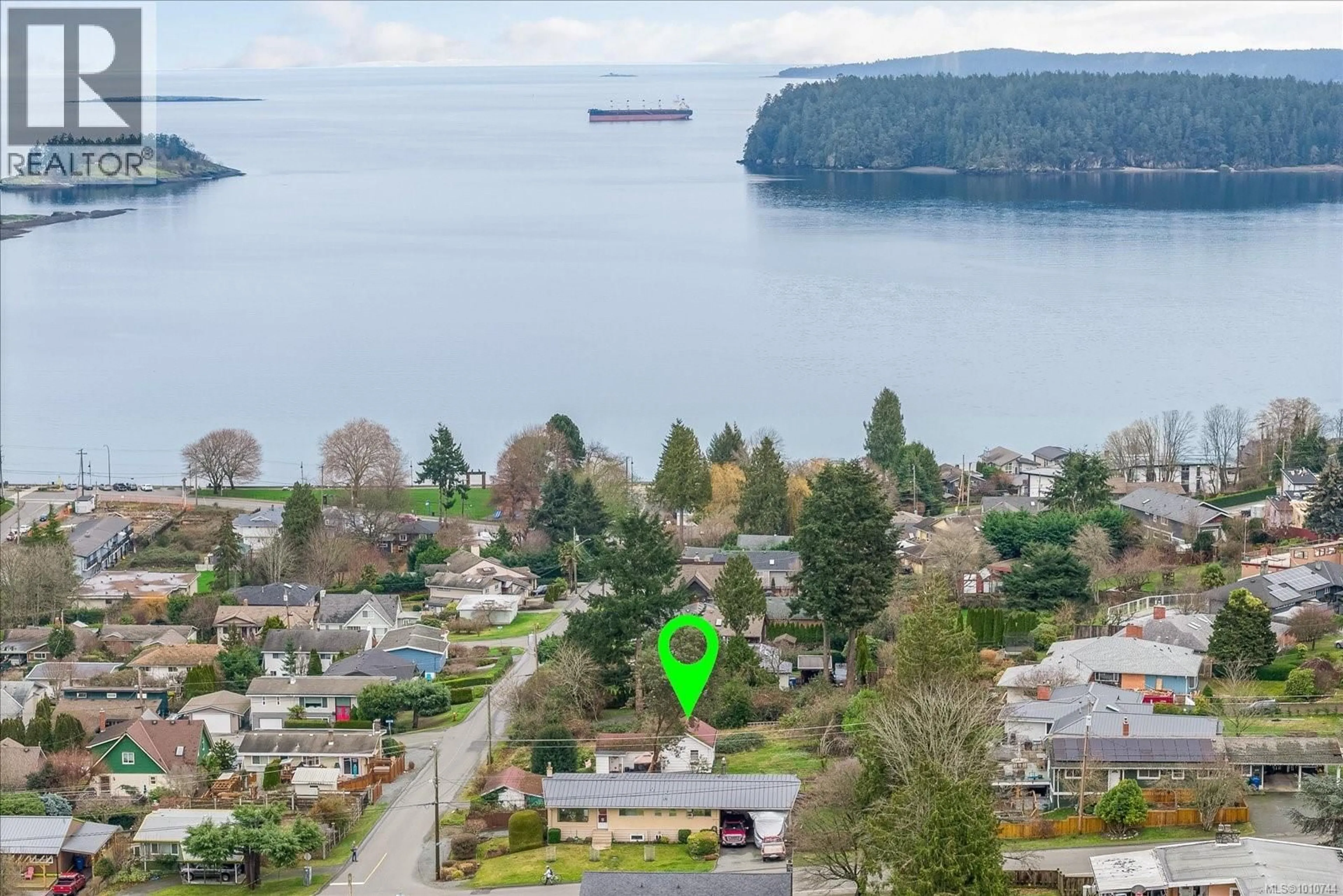 A pic from outside/outdoor area/front of a property/back of a property/a pic from drone, water/lake/river/ocean view for 1620 LOAT STREET, Nanaimo British Columbia V9S3L4