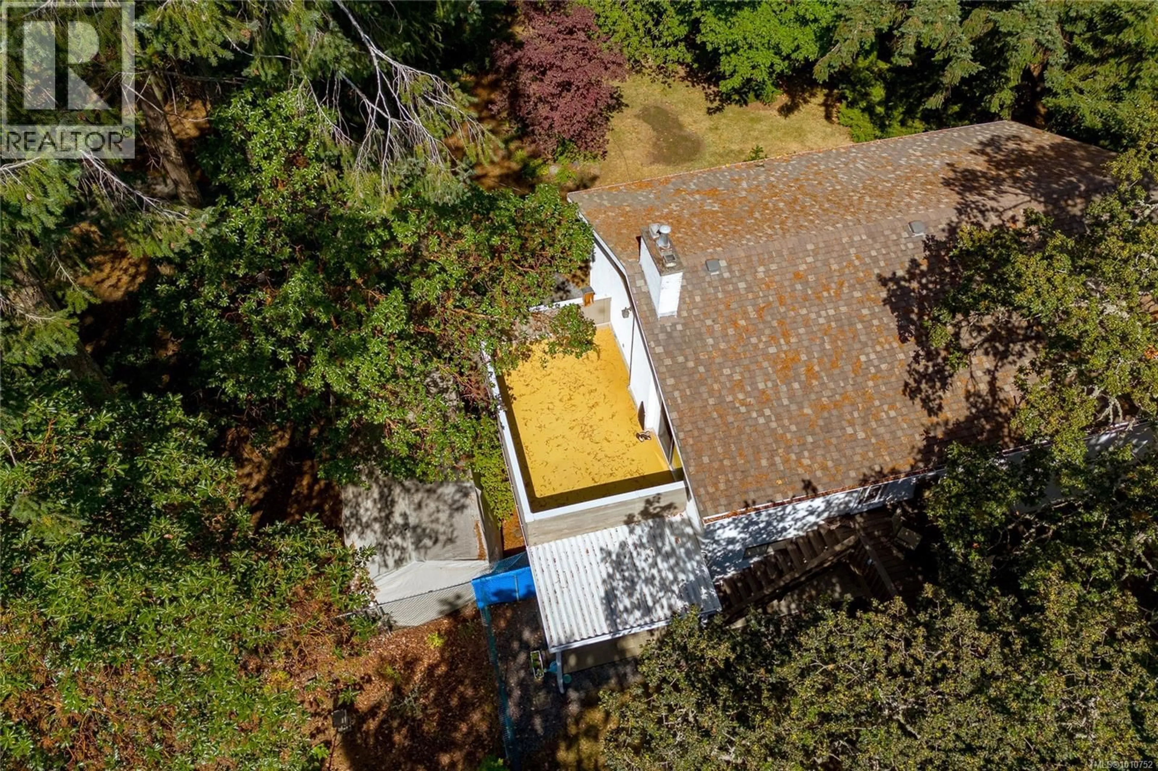 A pic from outside/outdoor area/front of a property/back of a property/a pic from drone, unknown for 589 WOOTTON ROAD, Metchosin British Columbia V9C3Z4