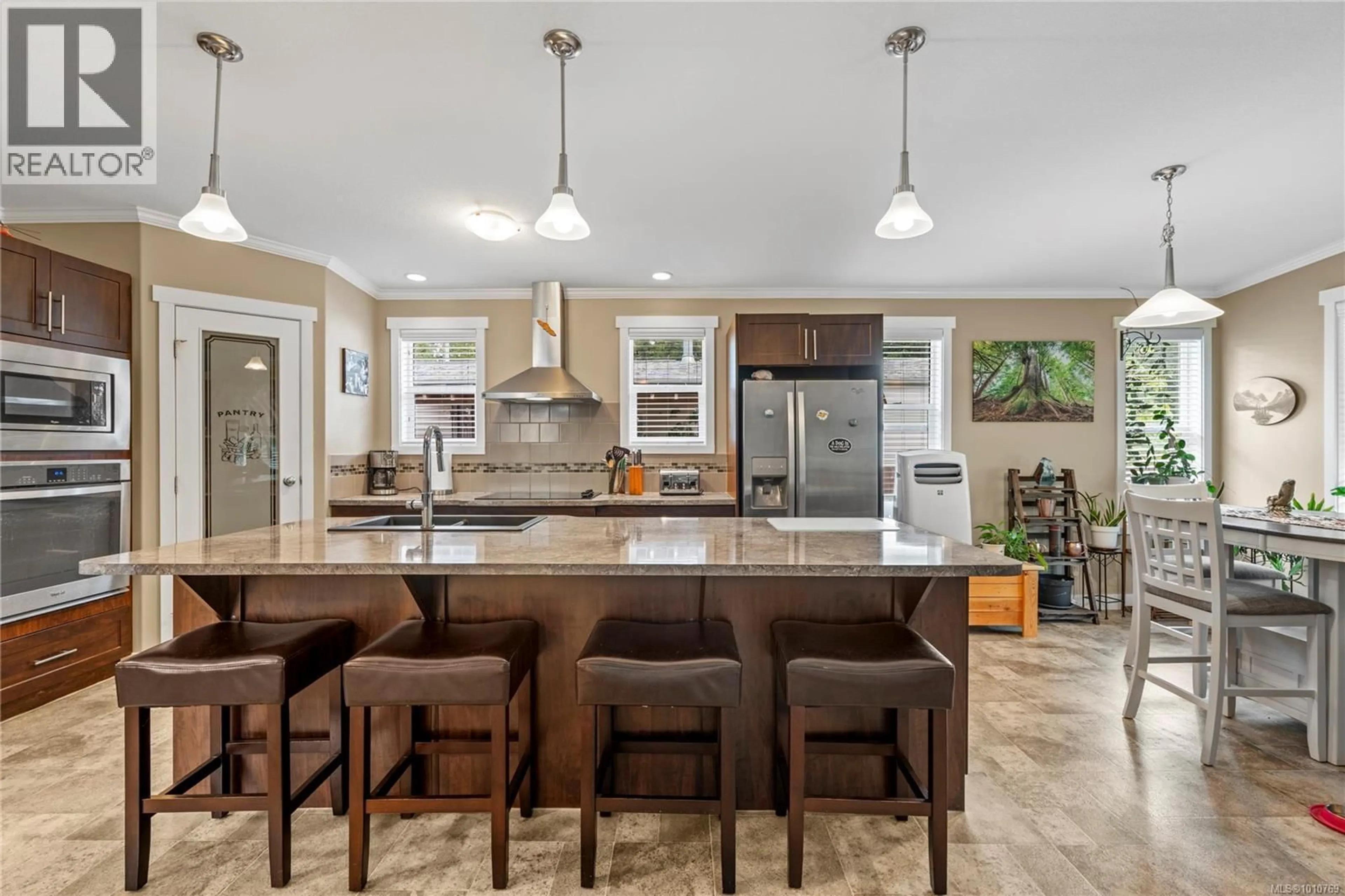 Open concept kitchen, ceramic/tile floor for 24 - 3704 MELROSE ROAD, Whiskey Creek British Columbia V9K1V3