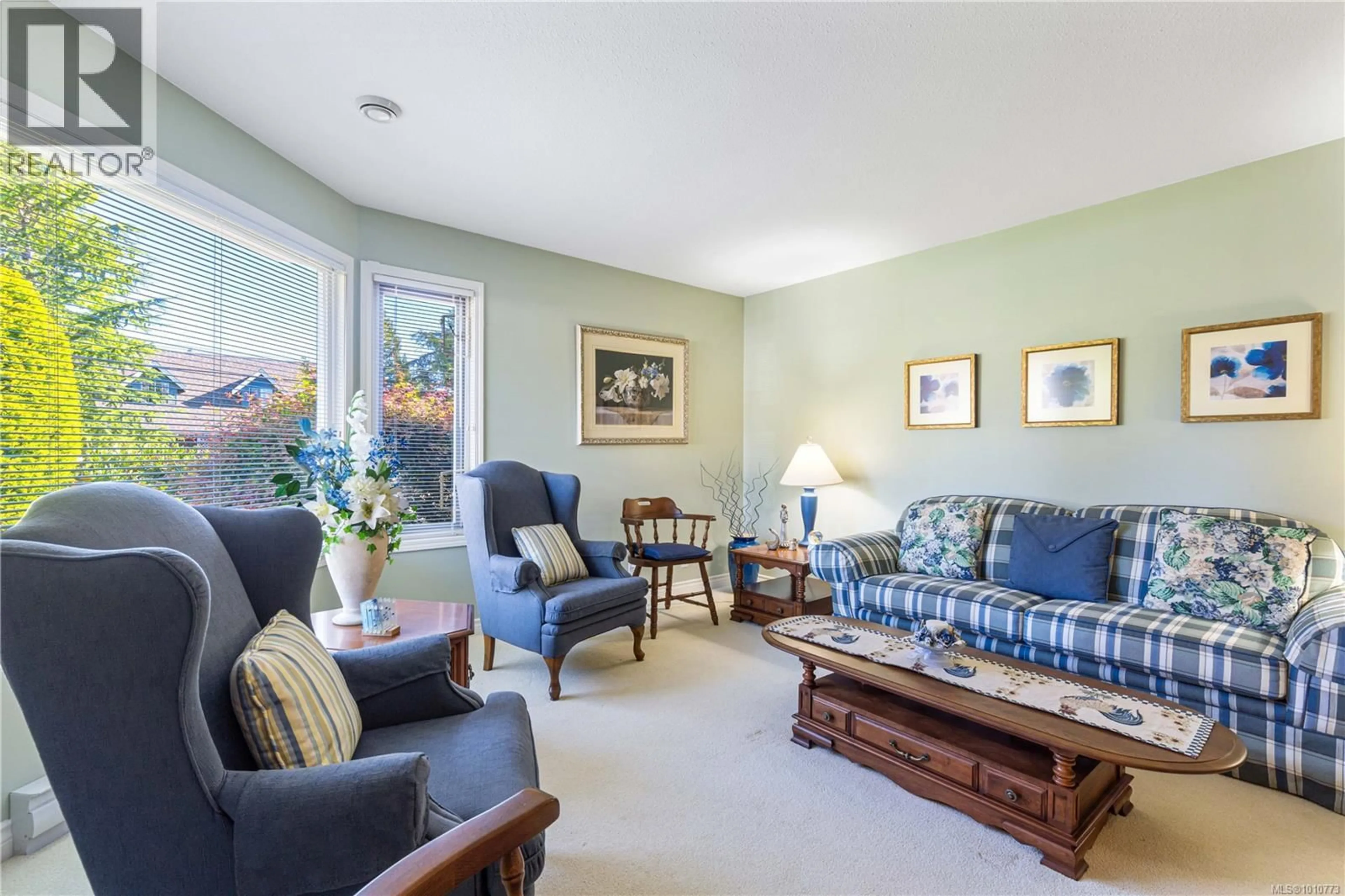 Living room with furniture, unknown for 785 NICOLLS DRIVE, Parksville British Columbia V9P1W9