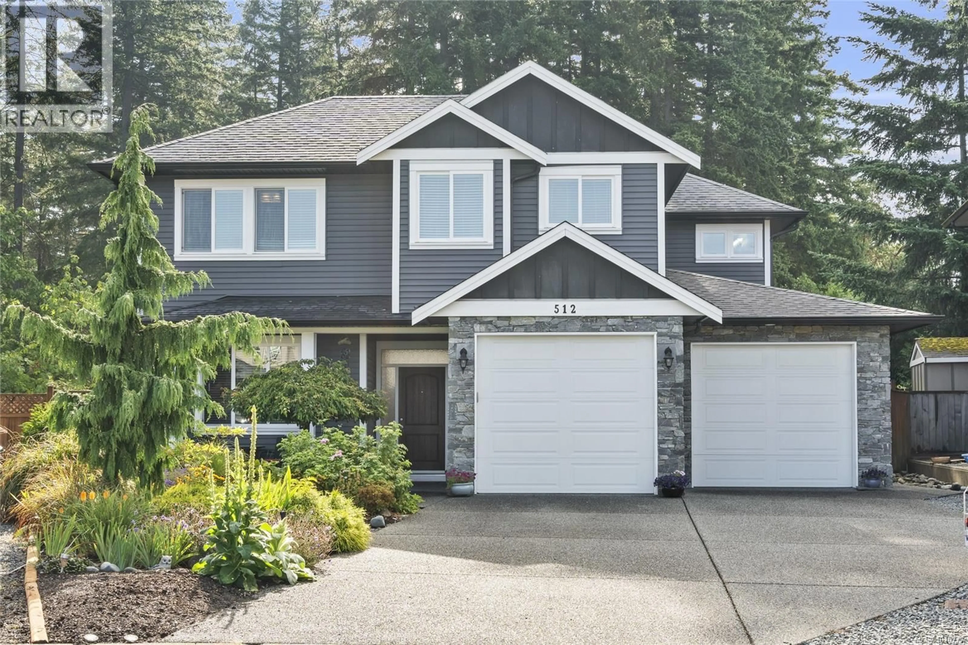 Home with vinyl exterior material, street for 512 MARTINA WAY, Nanaimo British Columbia V9T0E2