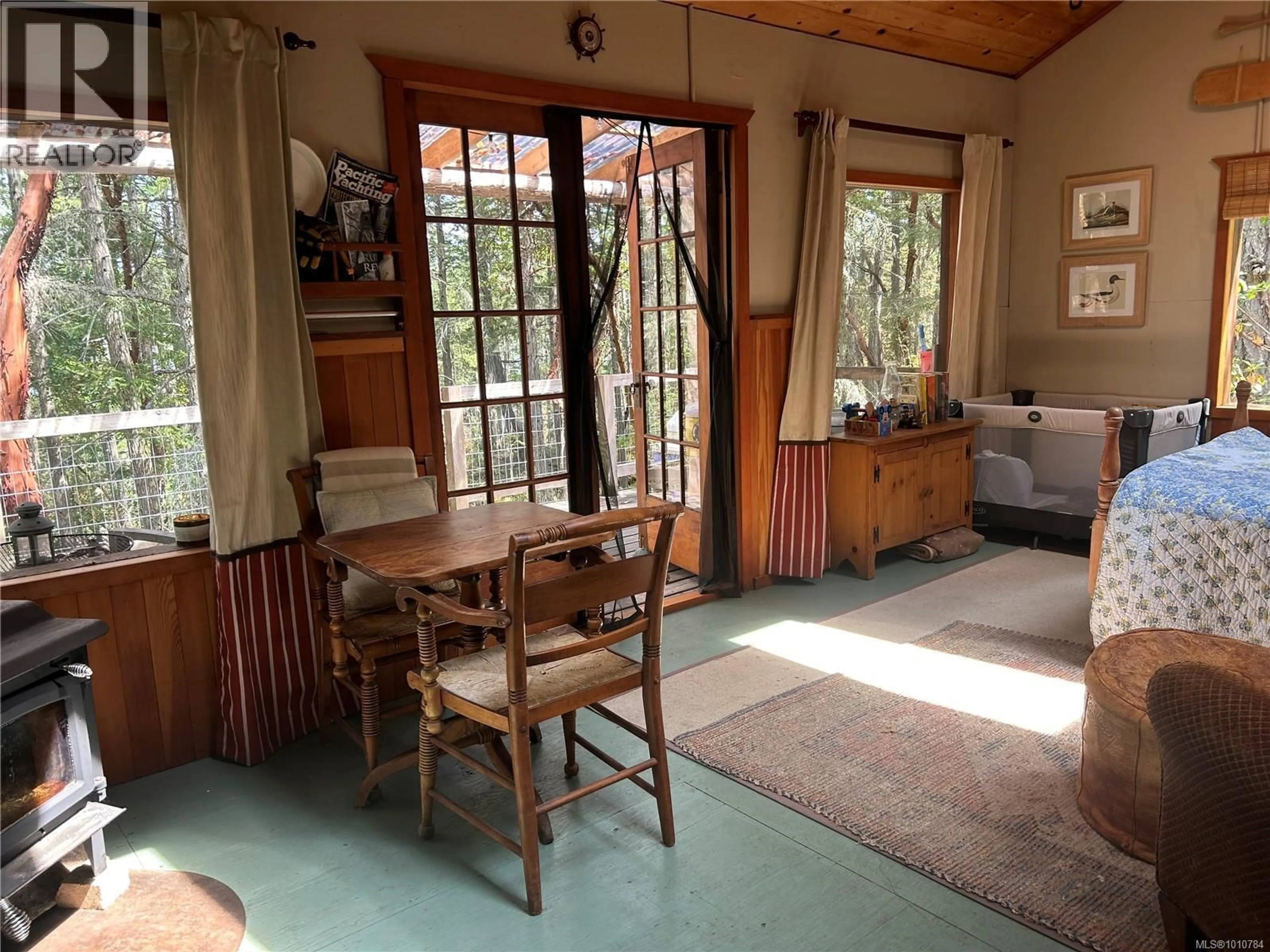 Dining room, unknown for Lt 29 RUXTON ROAD, Ruxton Island British Columbia V0R1X7