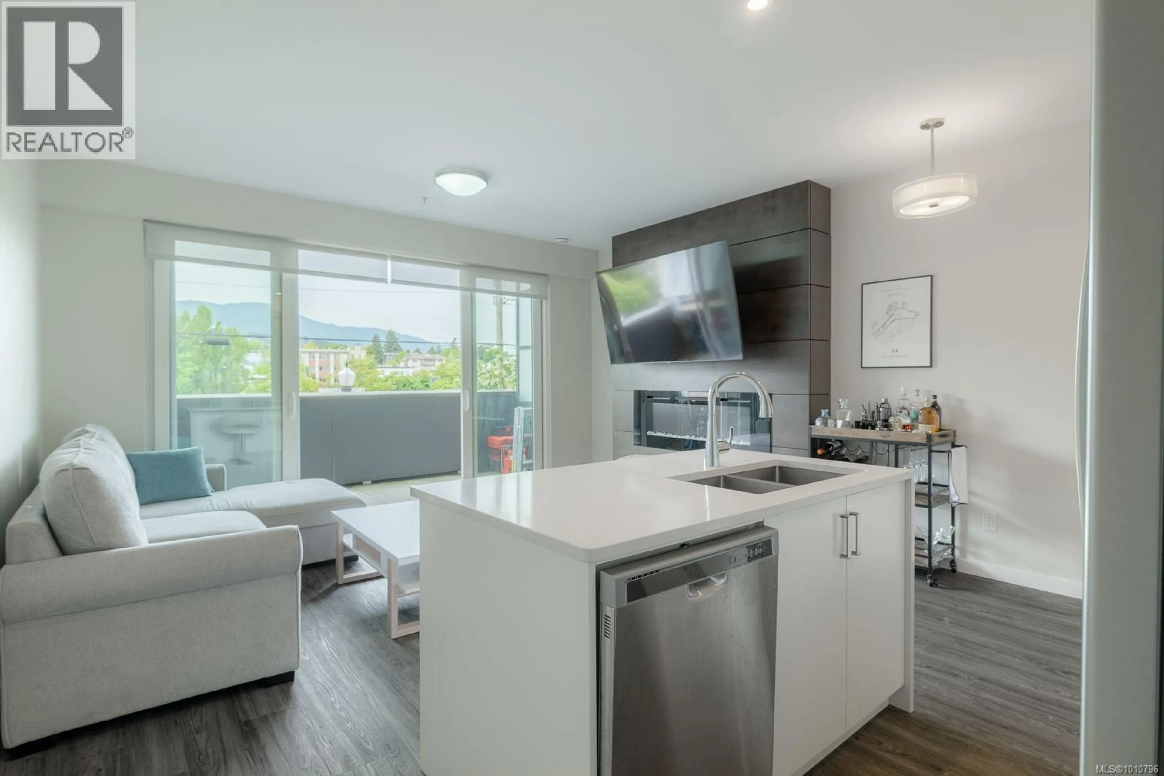 Open concept kitchen, unknown for 208 - 91 CHAPEL STREET, Nanaimo British Columbia V9R0J3