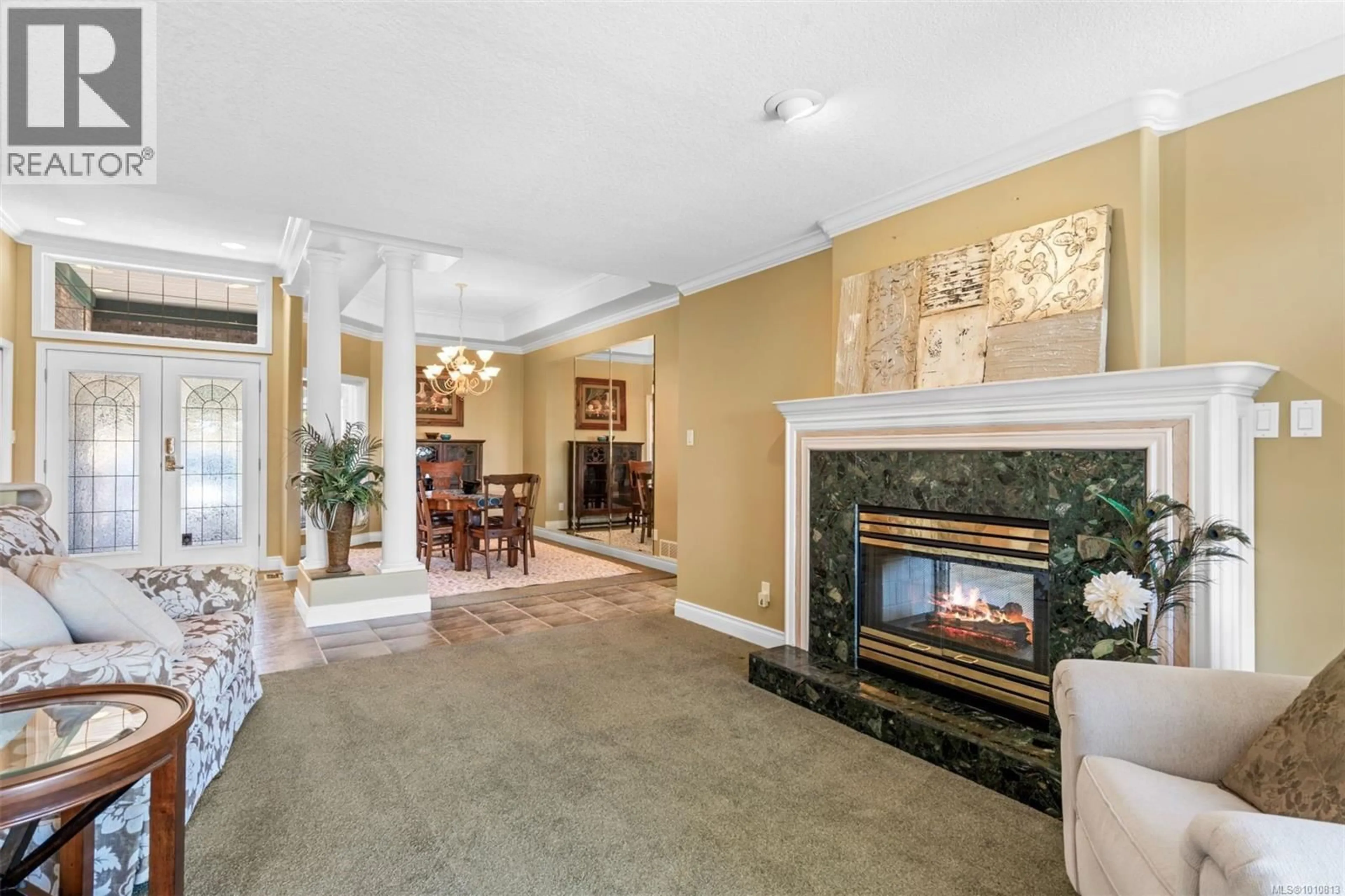 Lobby for 514 COUNTRY CLUB DRIVE, Qualicum Beach British Columbia V9K2J9