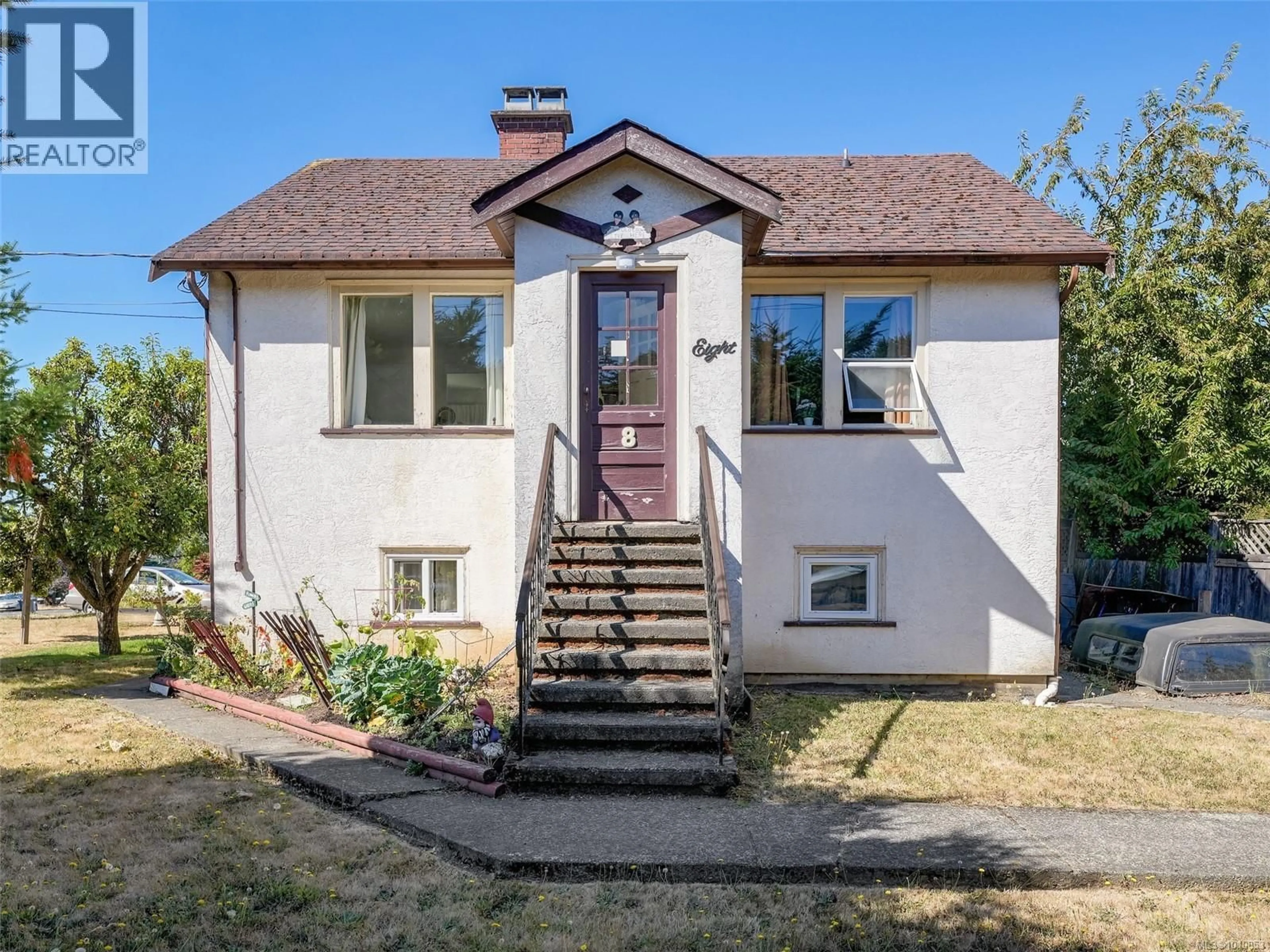 Home with vinyl exterior material, street for 8 CAMDEN AVENUE, View Royal British Columbia V8Z1P5