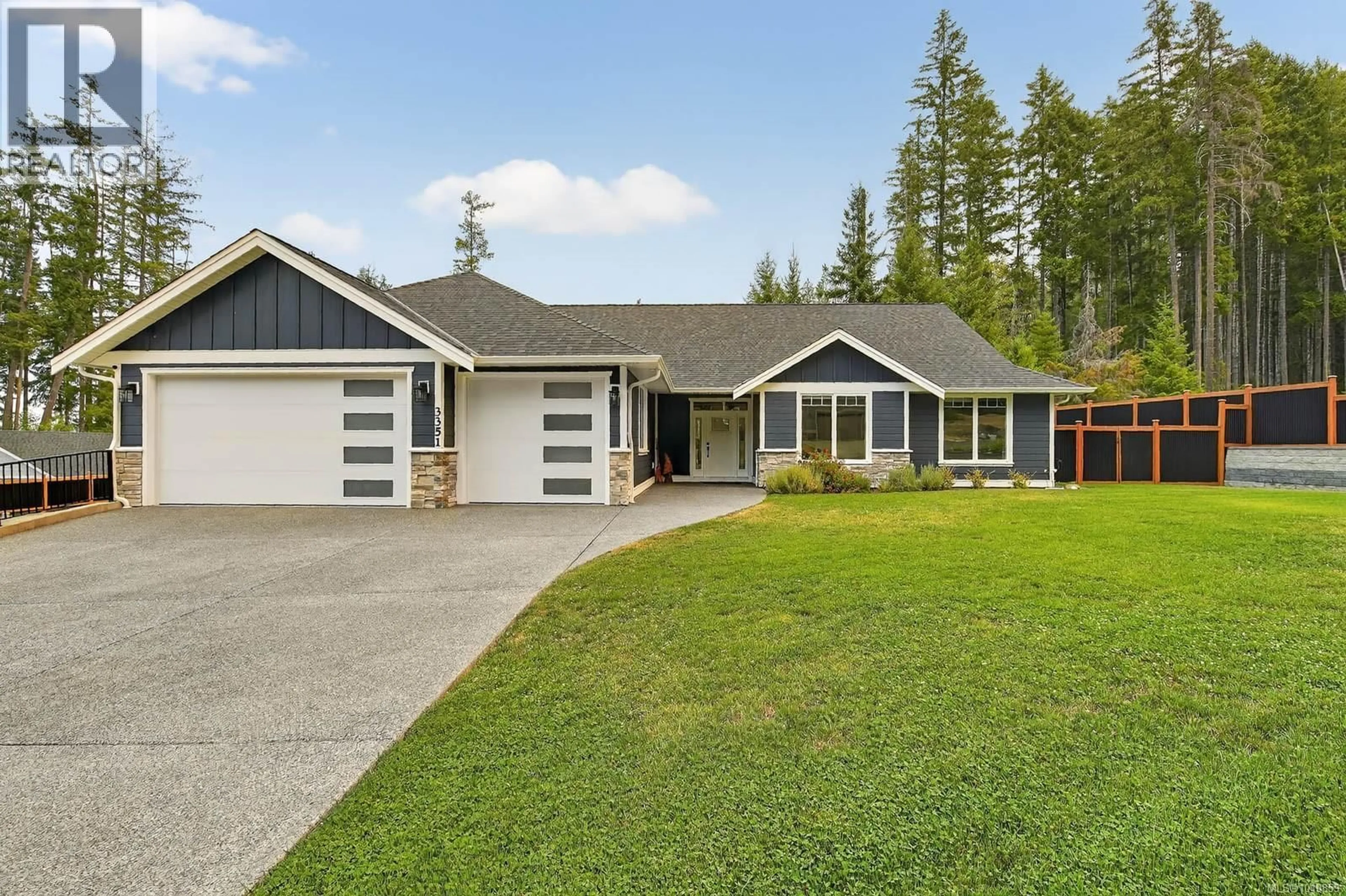 Home with vinyl exterior material, street for 3351 ARGYLE STREET, Port Alberni British Columbia V9Y0A1