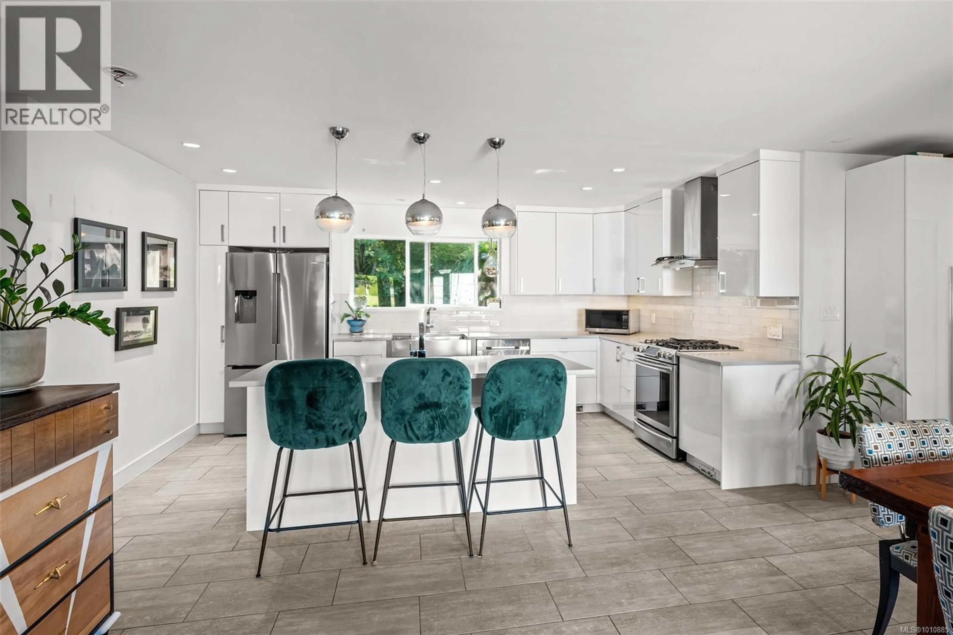 Contemporary kitchen, ceramic/tile floor for 4007 MALTON AVENUE, Saanich British Columbia V8X4W1