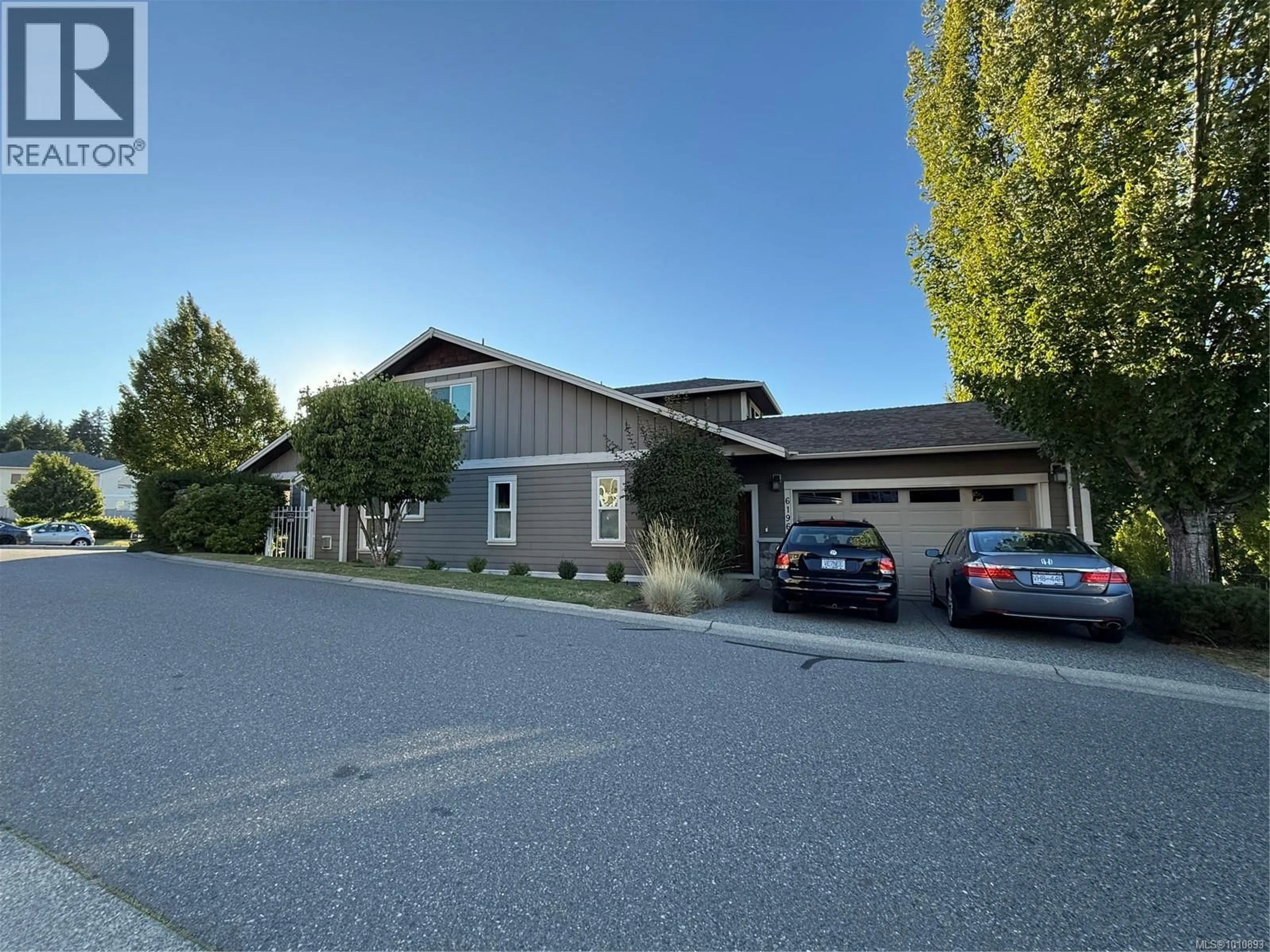 A pic from outside/outdoor area/front of a property/back of a property/a pic from drone, street for 6196 STRATHCONA PLACE, Nanaimo British Columbia V9T0A3