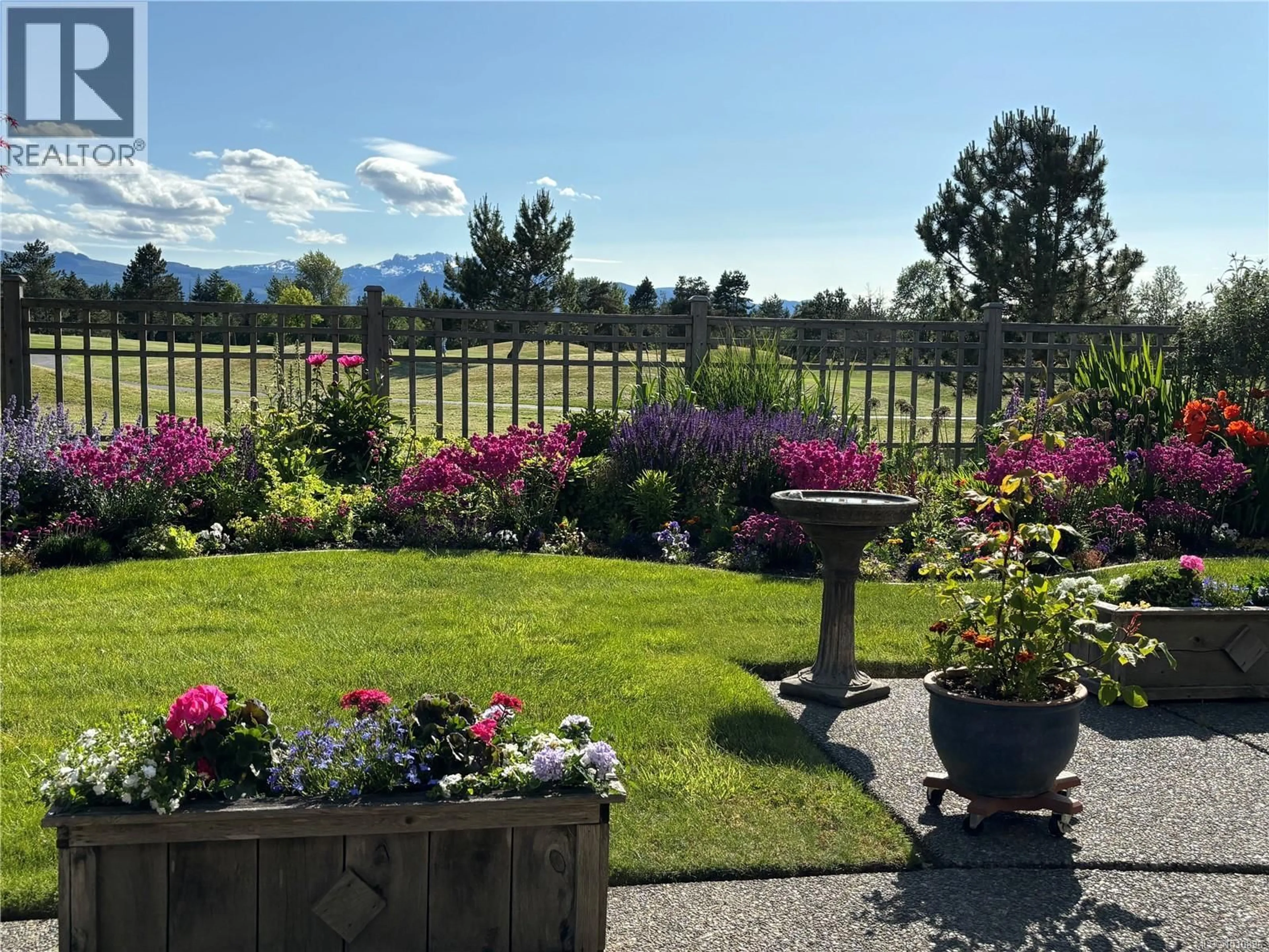 Patio, mountain view for 1118 ROBERTON BOULEVARD, French Creek British Columbia V9P2R6