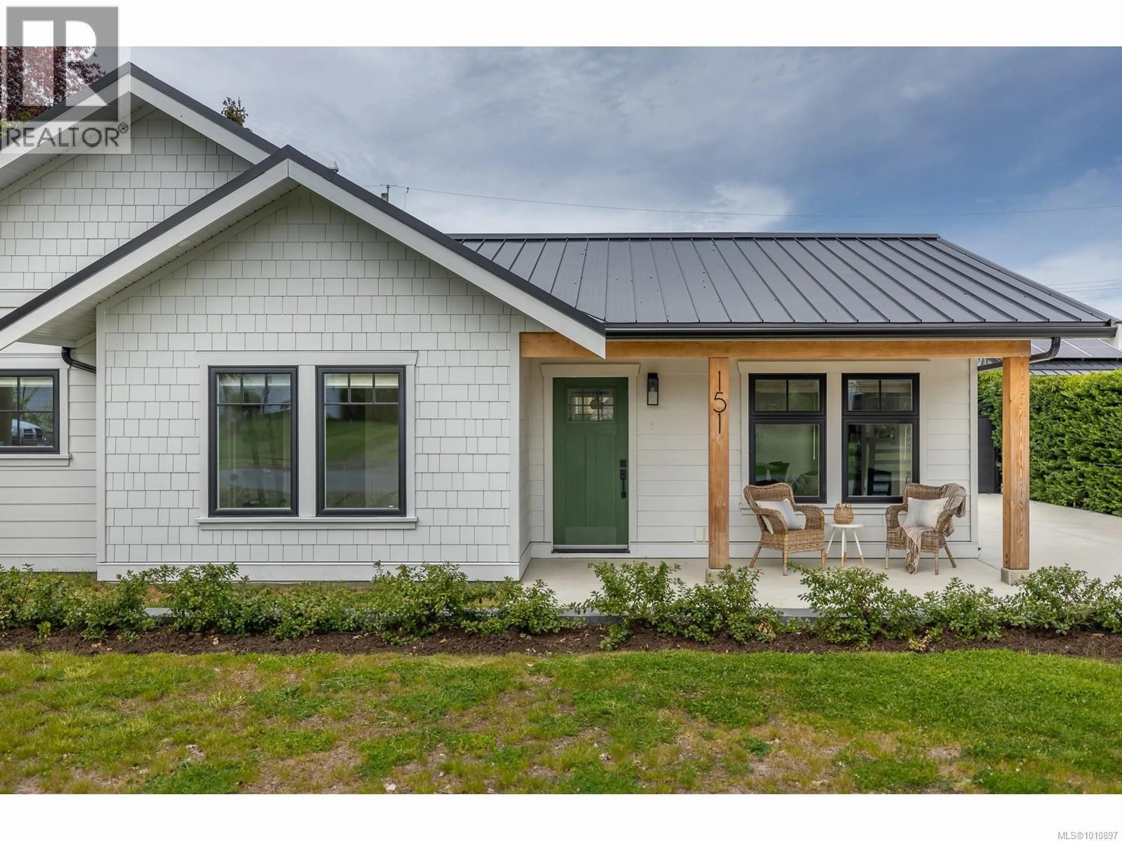 Home with brick exterior material, street for 151 HICKEY AVENUE, Parksville British Columbia V9P1M1