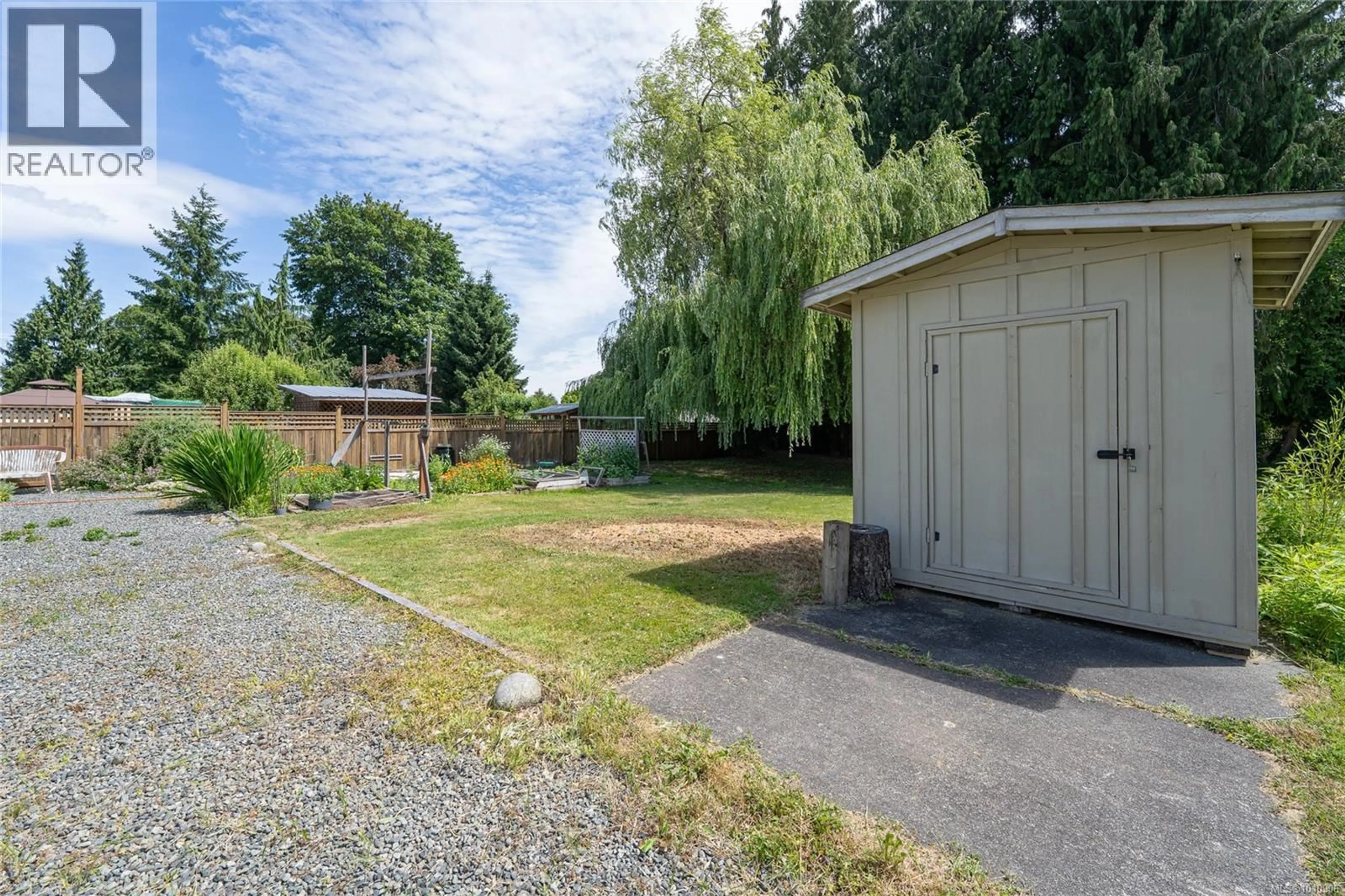 Shed for 130 & 132 BEECH AVENUE, Duncan British Columbia V9L3J2