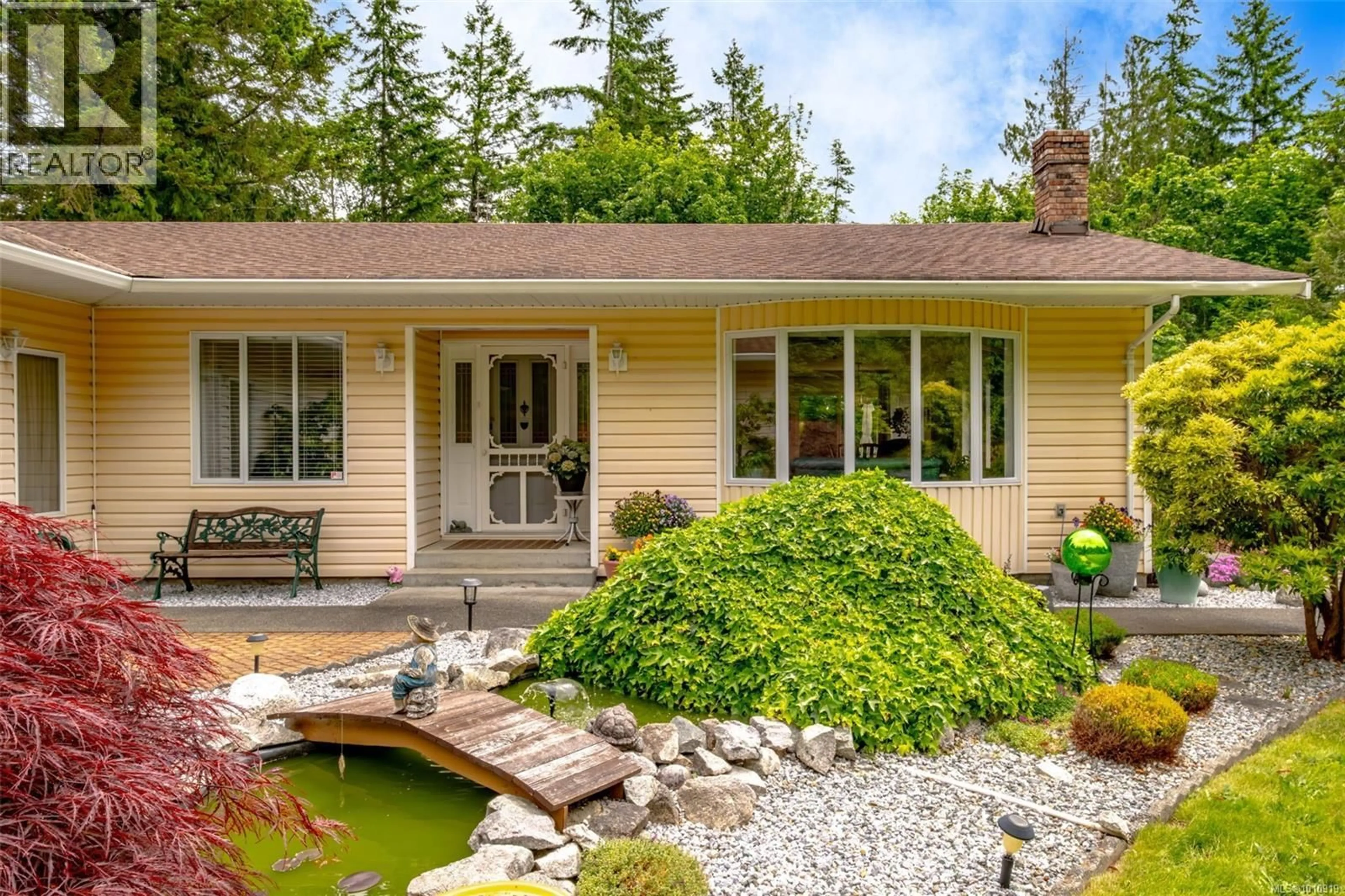 Home with vinyl exterior material, water/lake/river/ocean view for 1760 WOOBANK ROAD, Nanaimo British Columbia V9X1G8
