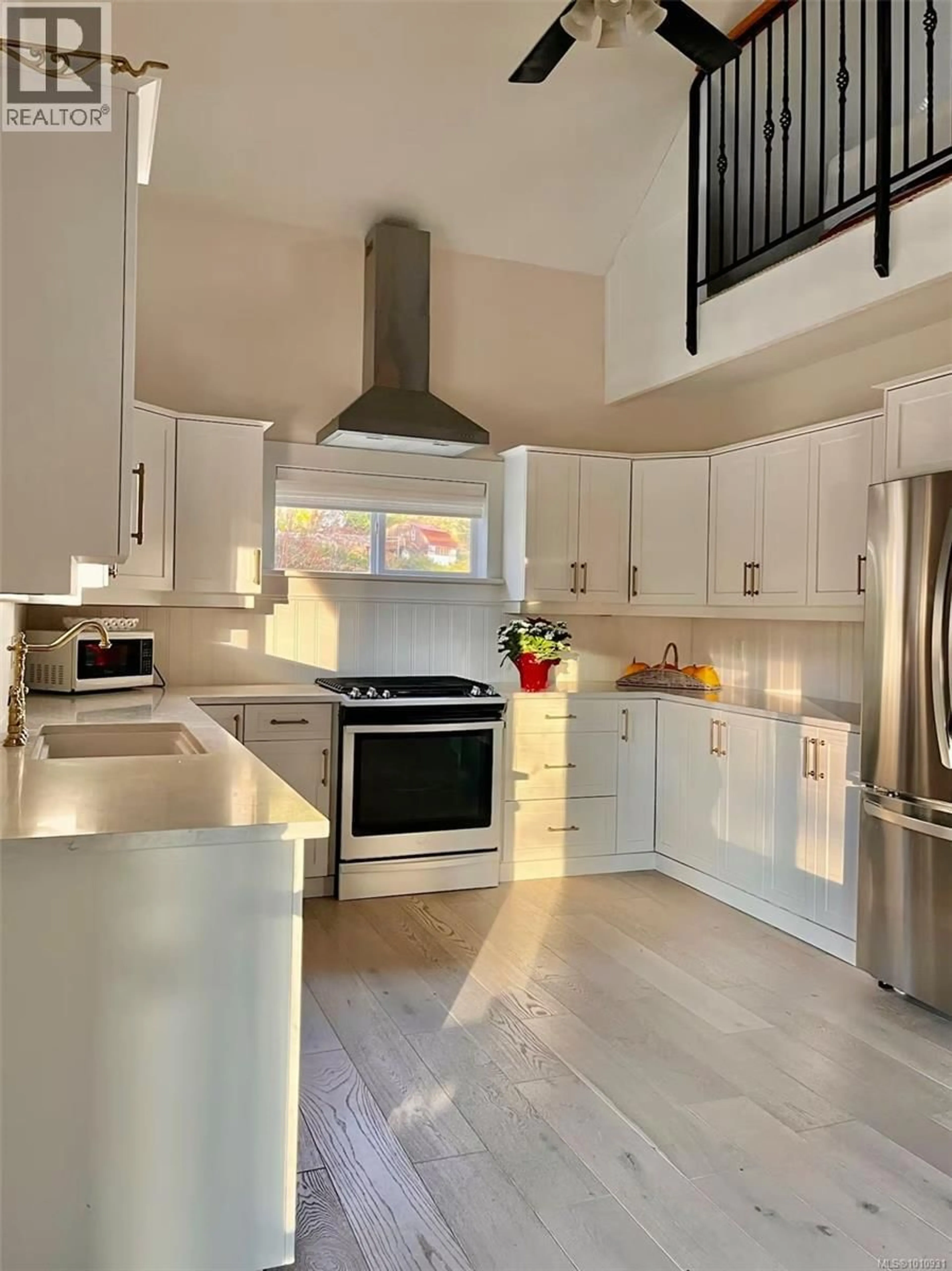 Open concept kitchen, unknown for 1502 FULFORD-GANGES ROAD, Salt Spring British Columbia V8K2A2