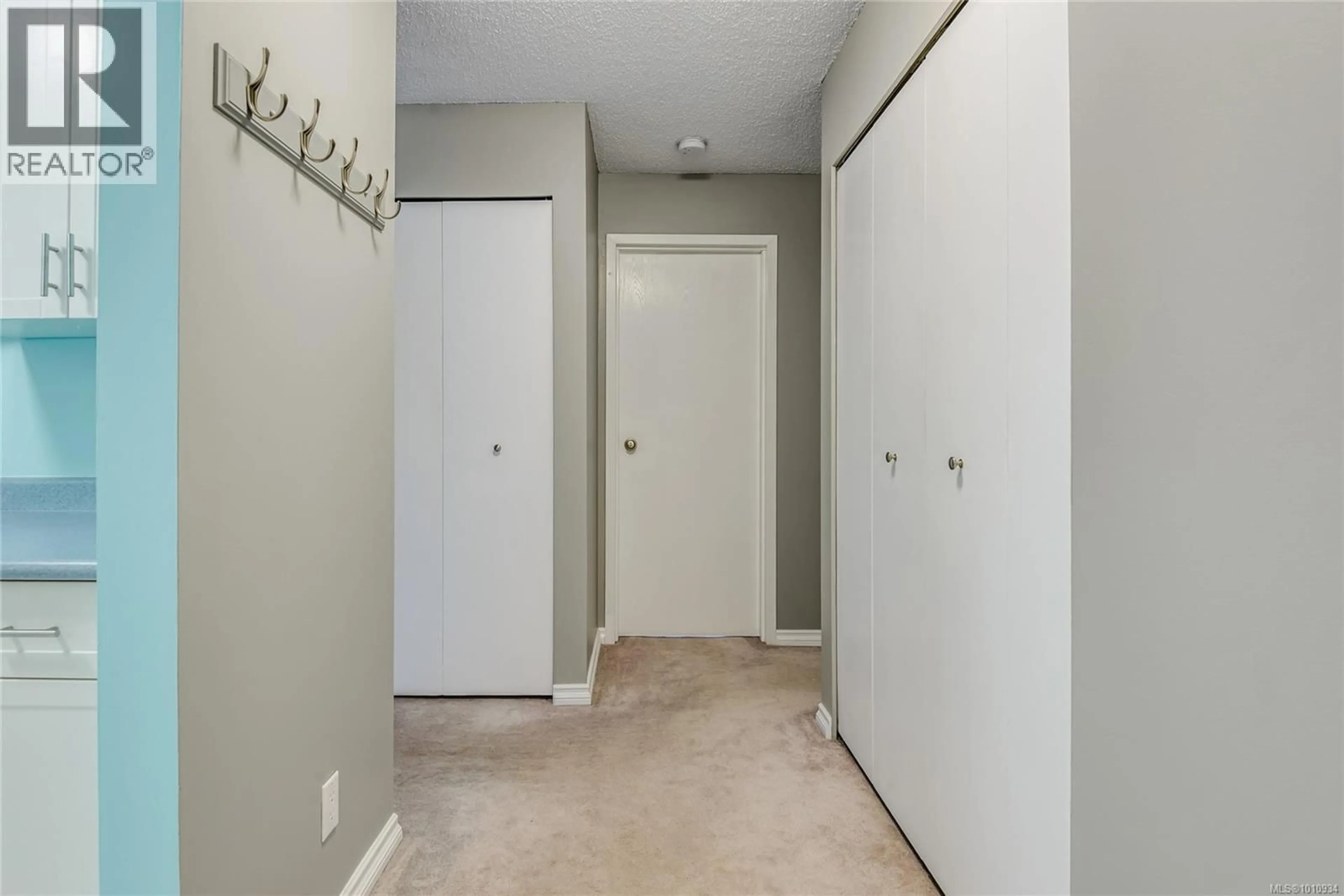Unknown for 204 - 585 DOGWOOD STREET SOUTH, Campbell River British Columbia V9W6T6