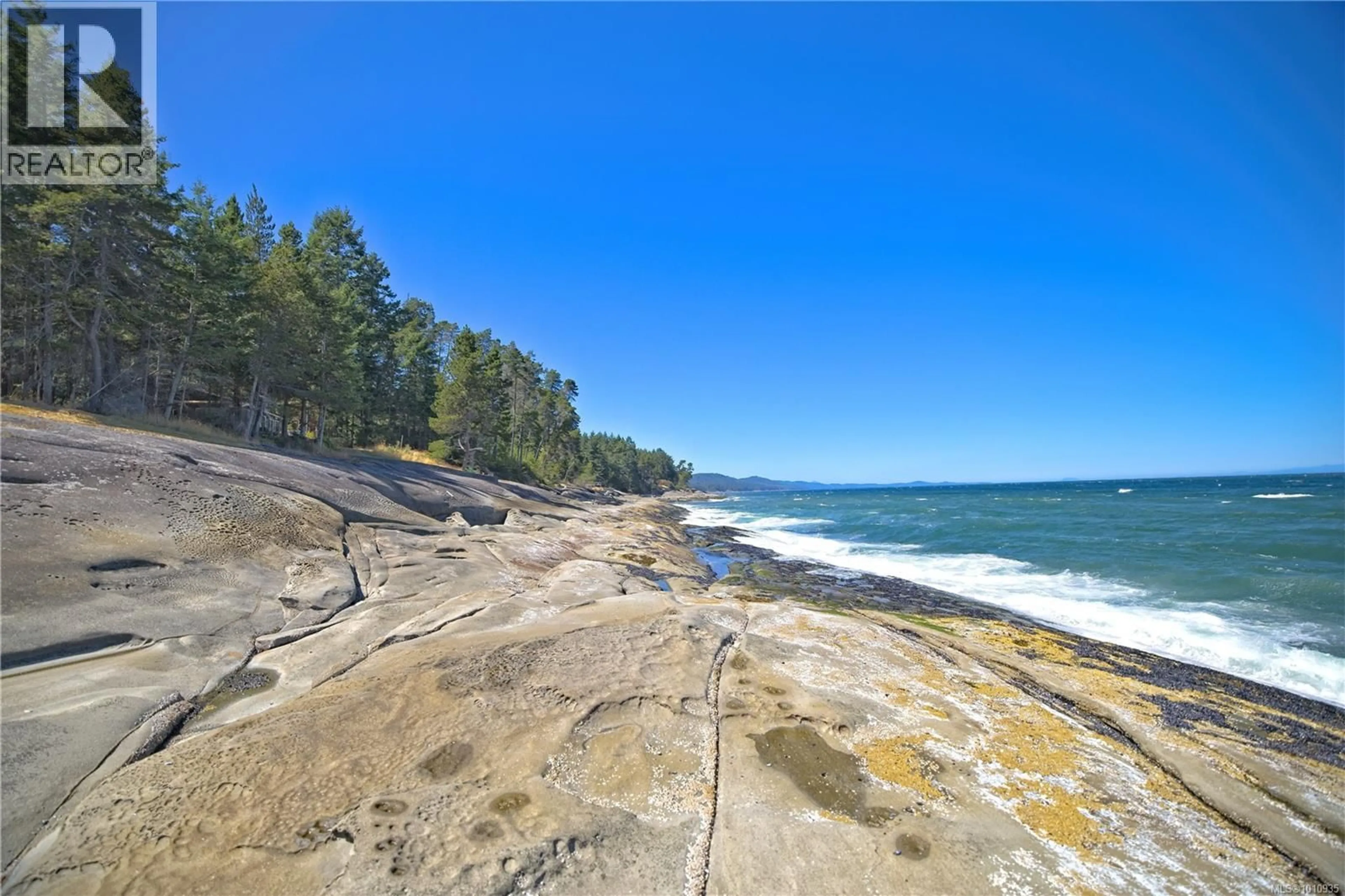 Blurry image for 2 37 SALAMANCA ROAD, Galiano Island British Columbia V0N1P0
