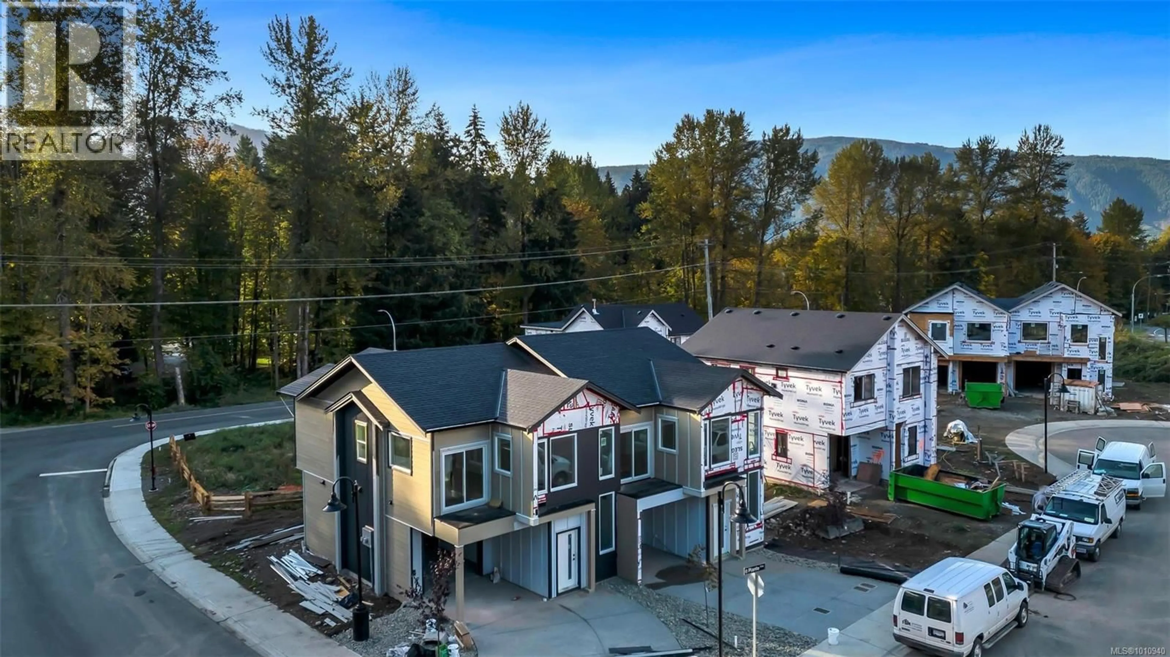 A pic from outside/outdoor area/front of a property/back of a property/a pic from drone, mountain view for 108 PLANTE CRESCENT, Lake Cowichan British Columbia V0R2G0