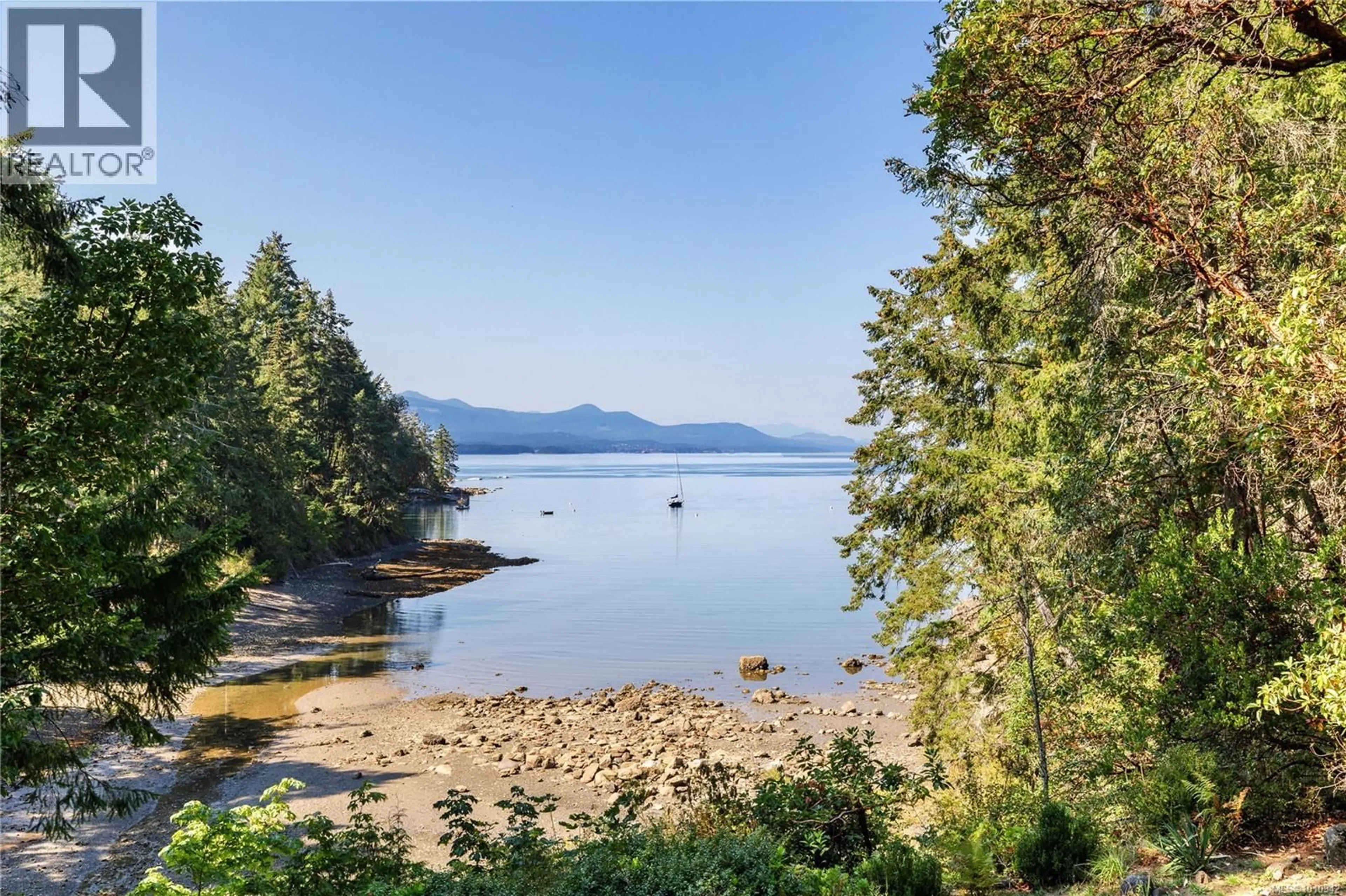 A pic from outside/outdoor area/front of a property/back of a property/a pic from drone, water/lake/river/ocean view for 212 SUNSET DRIVE, Salt Spring British Columbia V8K1L4
