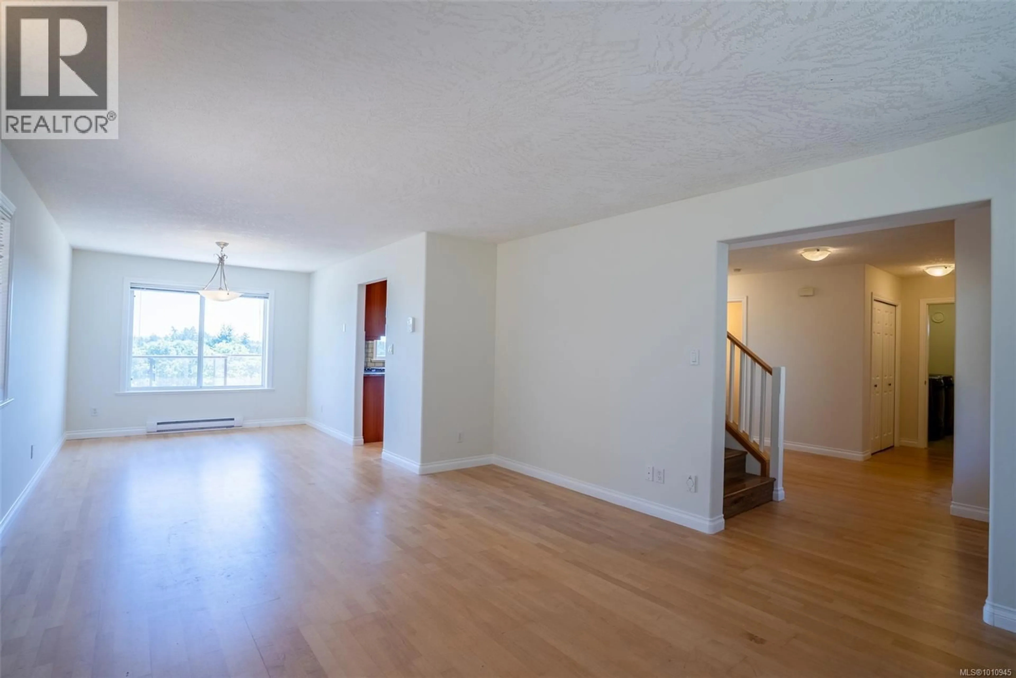 A pic of a room for 2562 CRYSTALVIEW DRIVE, Langford British Columbia V9B6M8