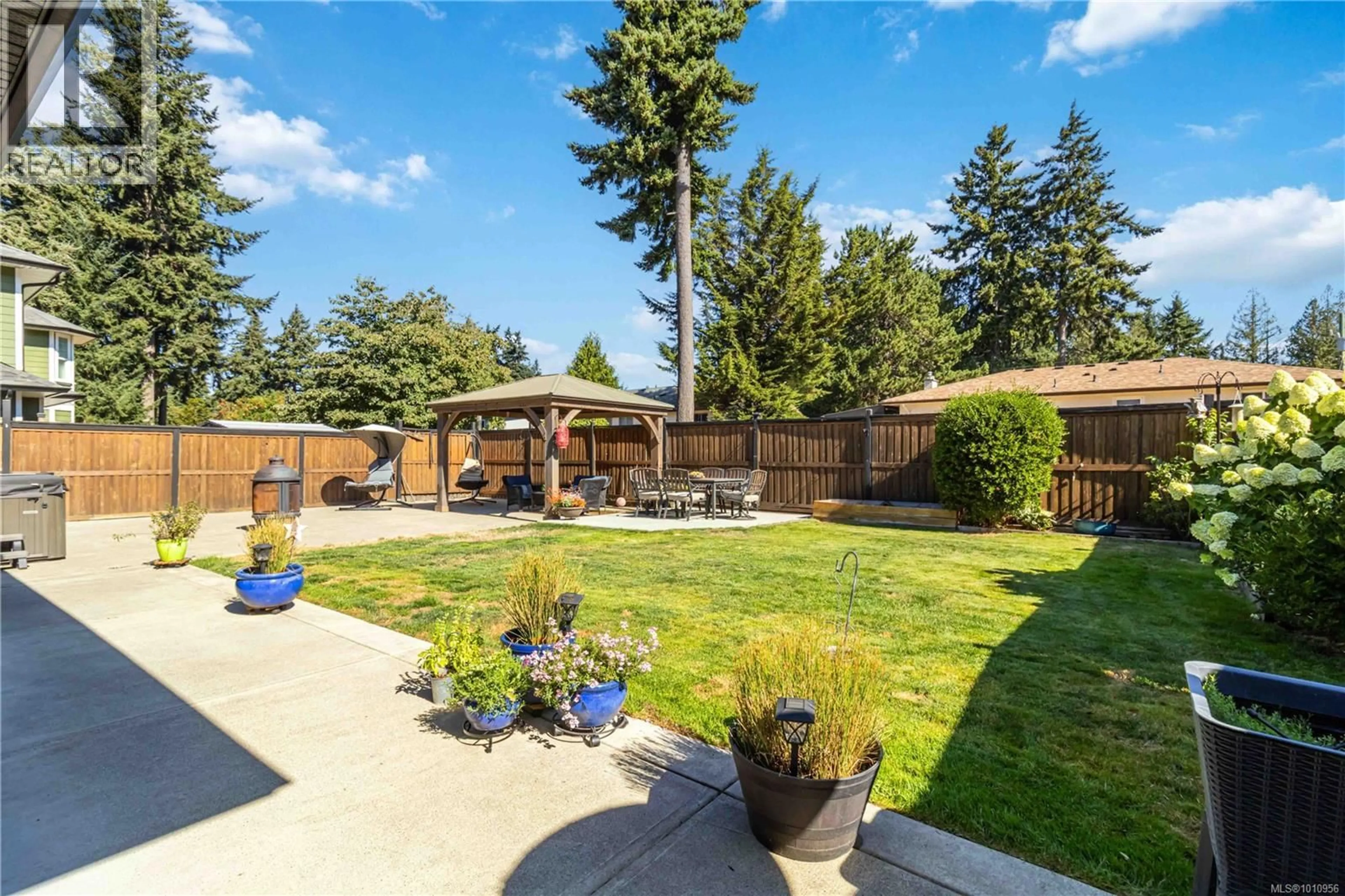 Patio, mountain view for 544 WOODEND ROAD, Colwood British Columbia V9C0G4