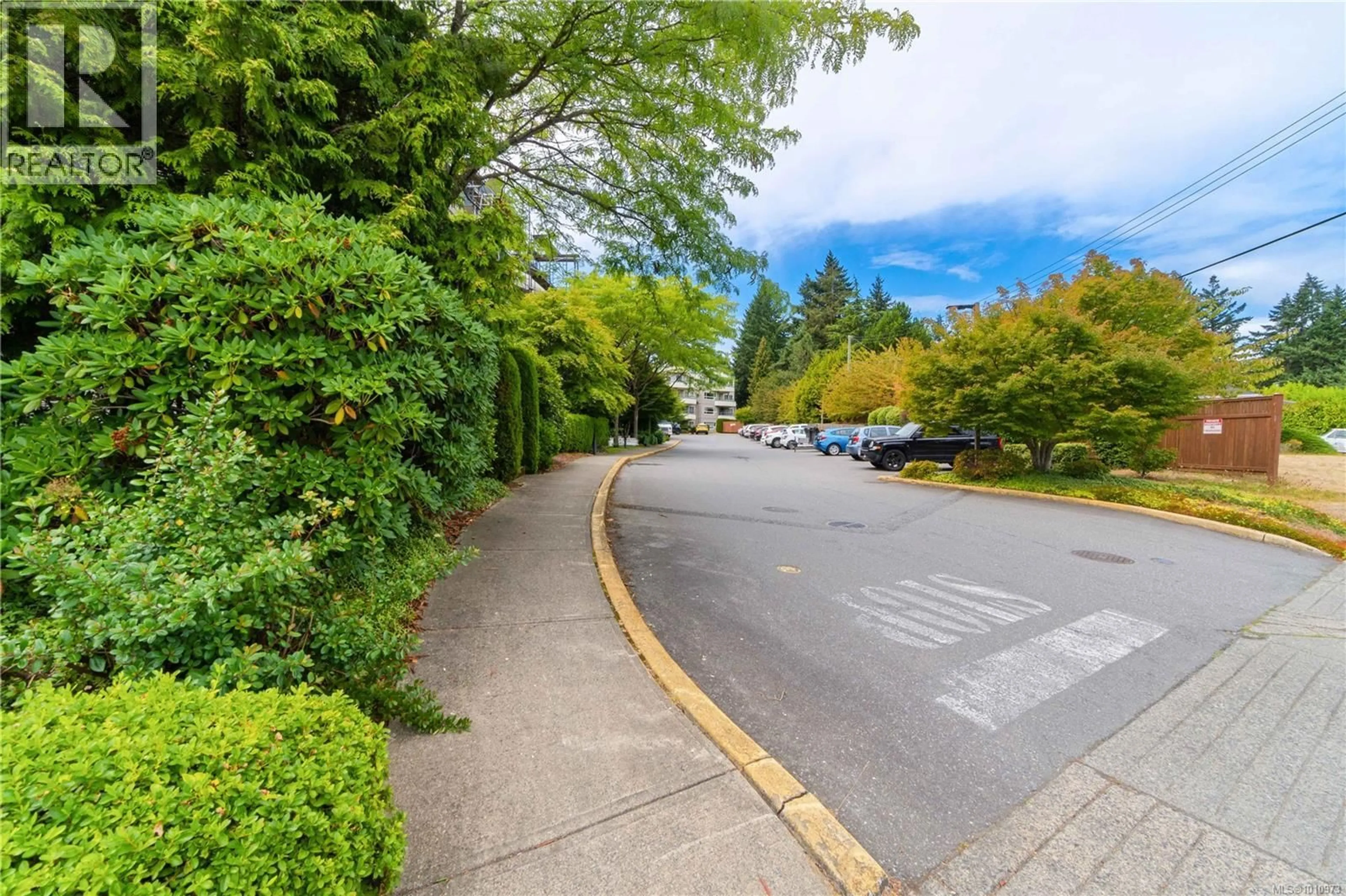 A pic from outside/outdoor area/front of a property/back of a property/a pic from drone, street for 112 - 1685 ESTEVAN ROAD, Nanaimo British Columbia V9S5V9