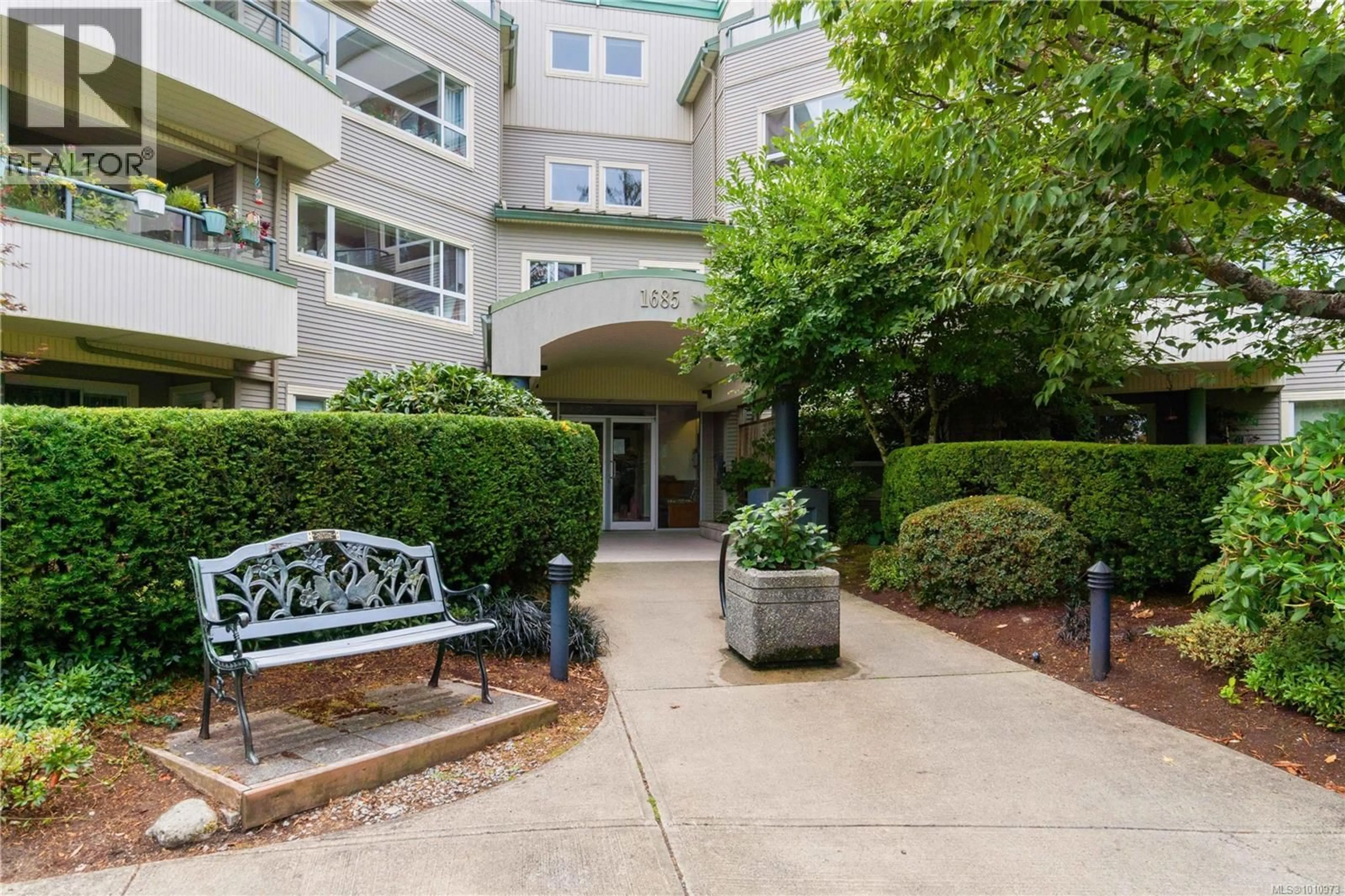 Patio, unknown for 112 - 1685 ESTEVAN ROAD, Nanaimo British Columbia V9S5V9