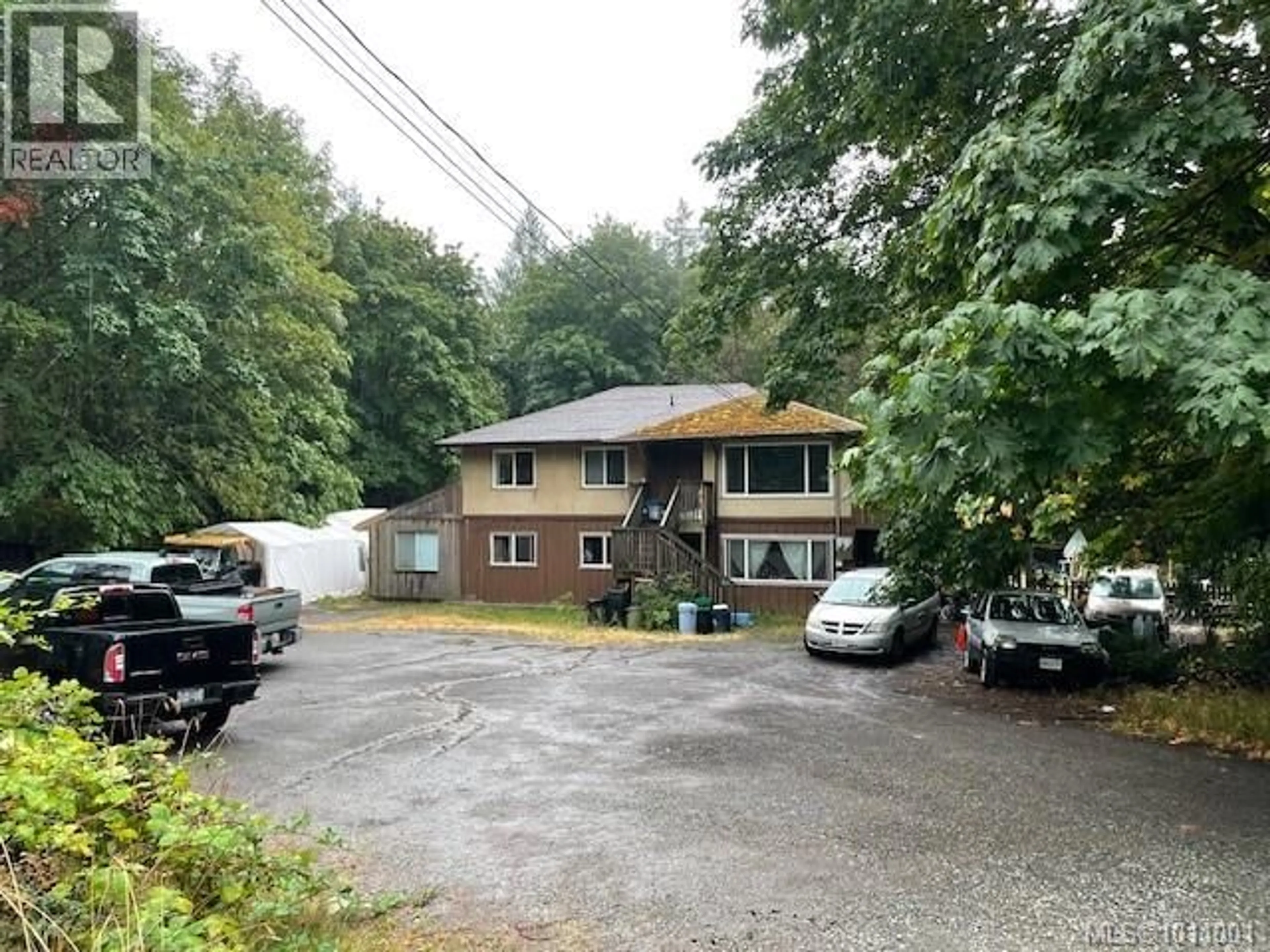 A pic from outside/outdoor area/front of a property/back of a property/a pic from drone, unknown for 1753/1755 FULFORD-GANGES ROAD, Salt Spring British Columbia V8K2A5