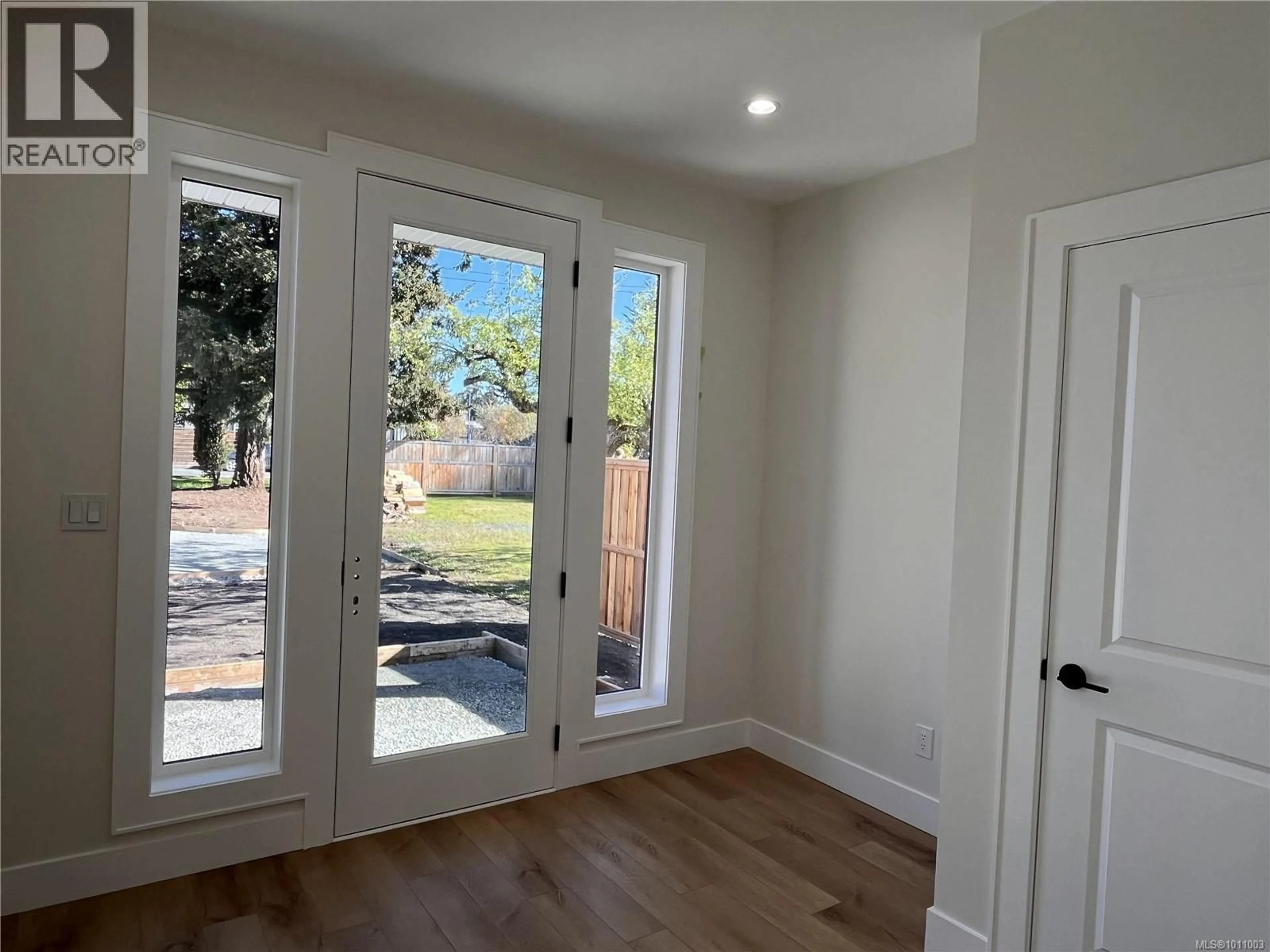 Unknown for 649 HOFFMAN AVENUE, Langford British Columbia V9B3A6