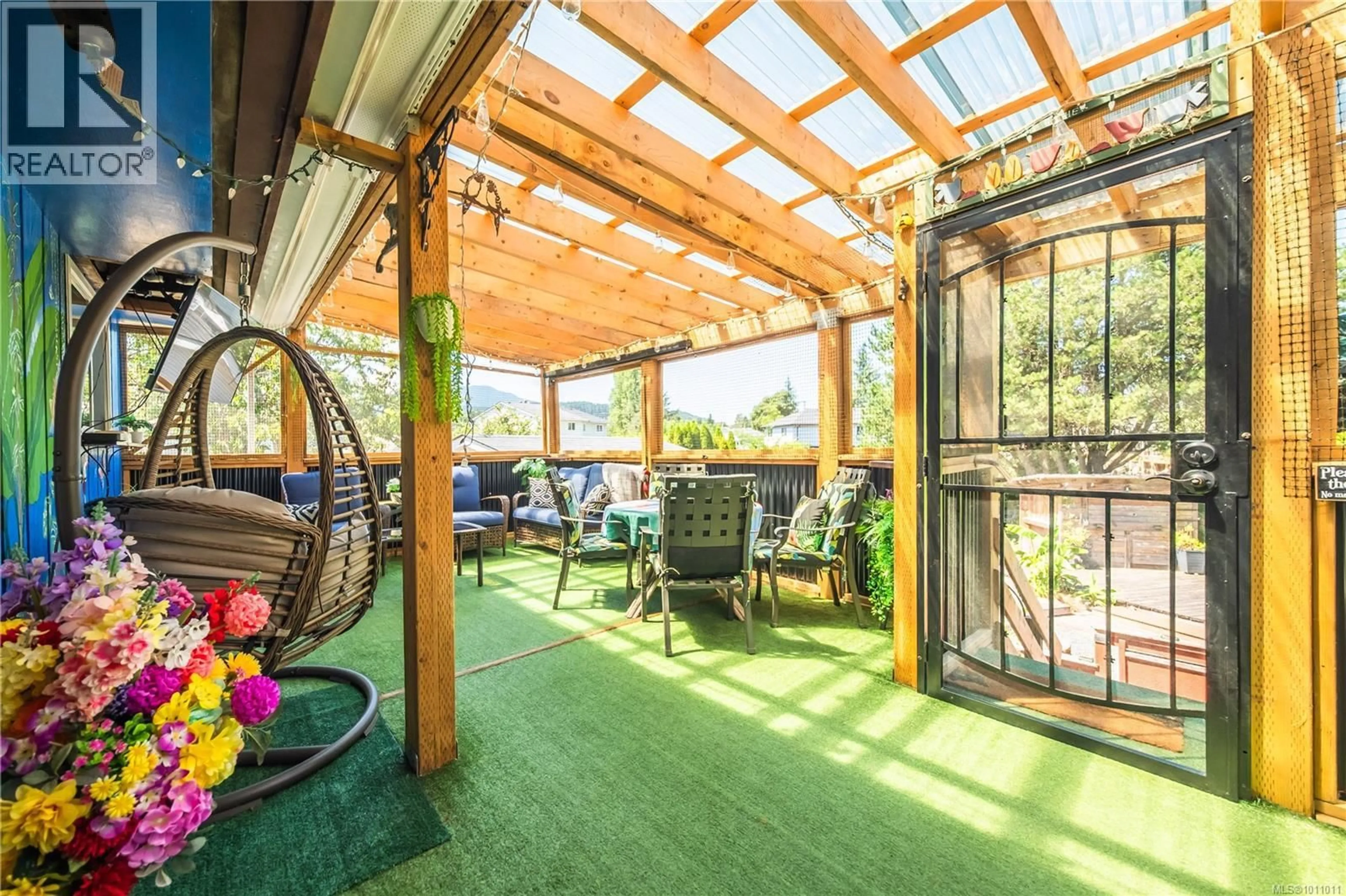 Patio, street for 410 JANES PLACE, Nanaimo British Columbia V9R3X6