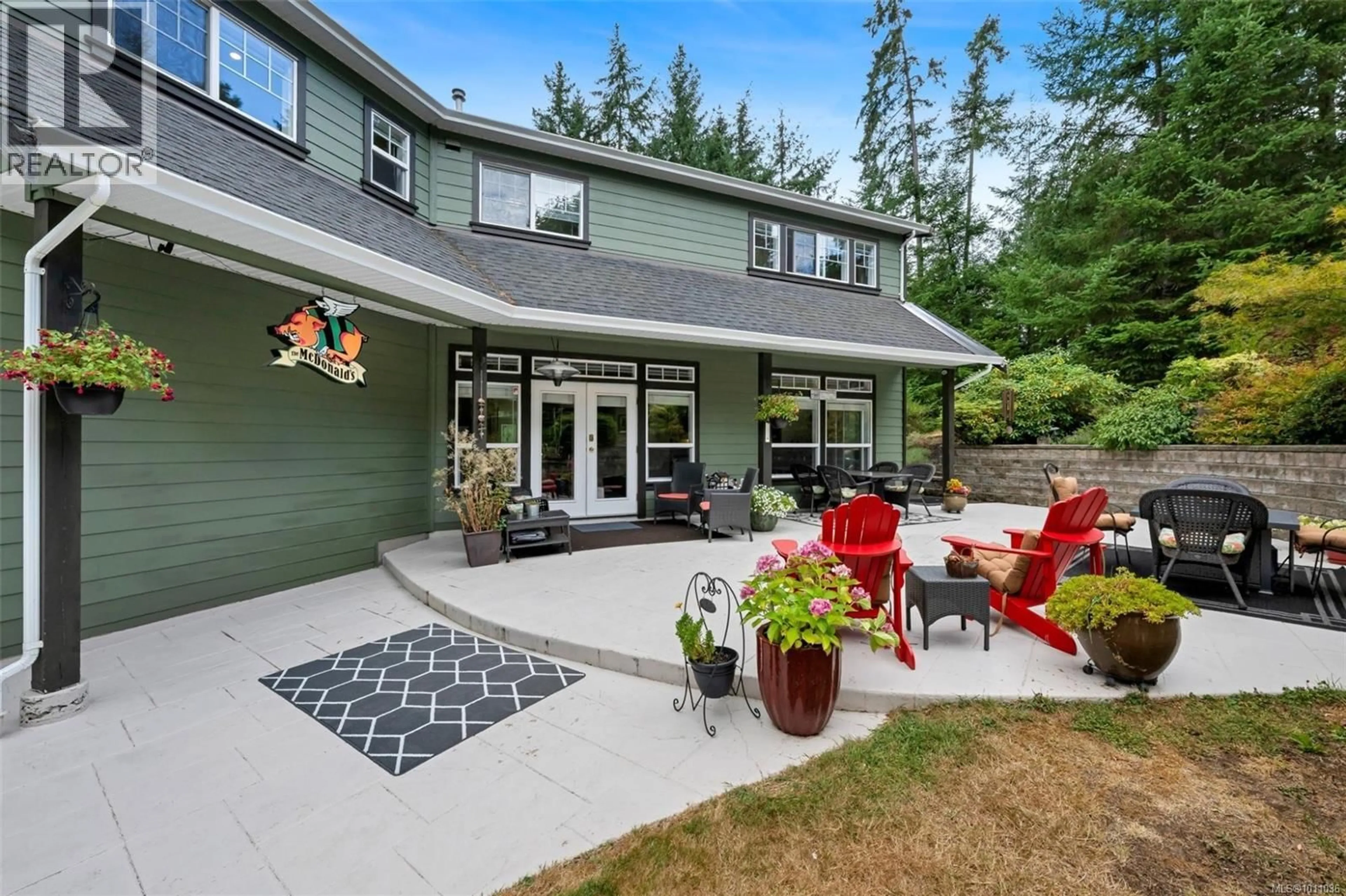 Patio, mountain view for 2057 BUCKINGHAM ROAD, Duncan British Columbia V9L6X7