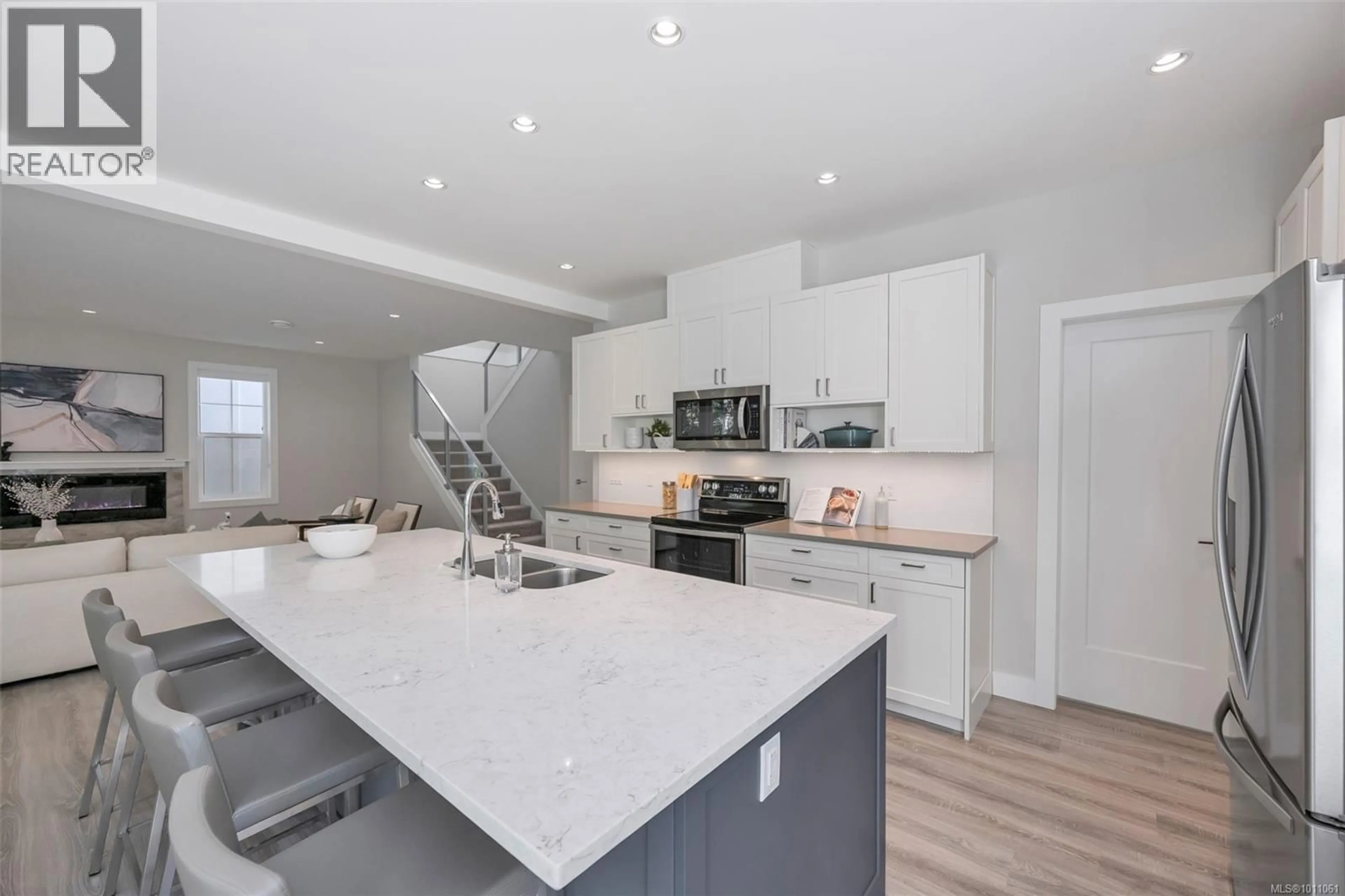 Open concept kitchen, unknown for 3315 WEST OAK PLACE, Langford British Columbia V9C2P2
