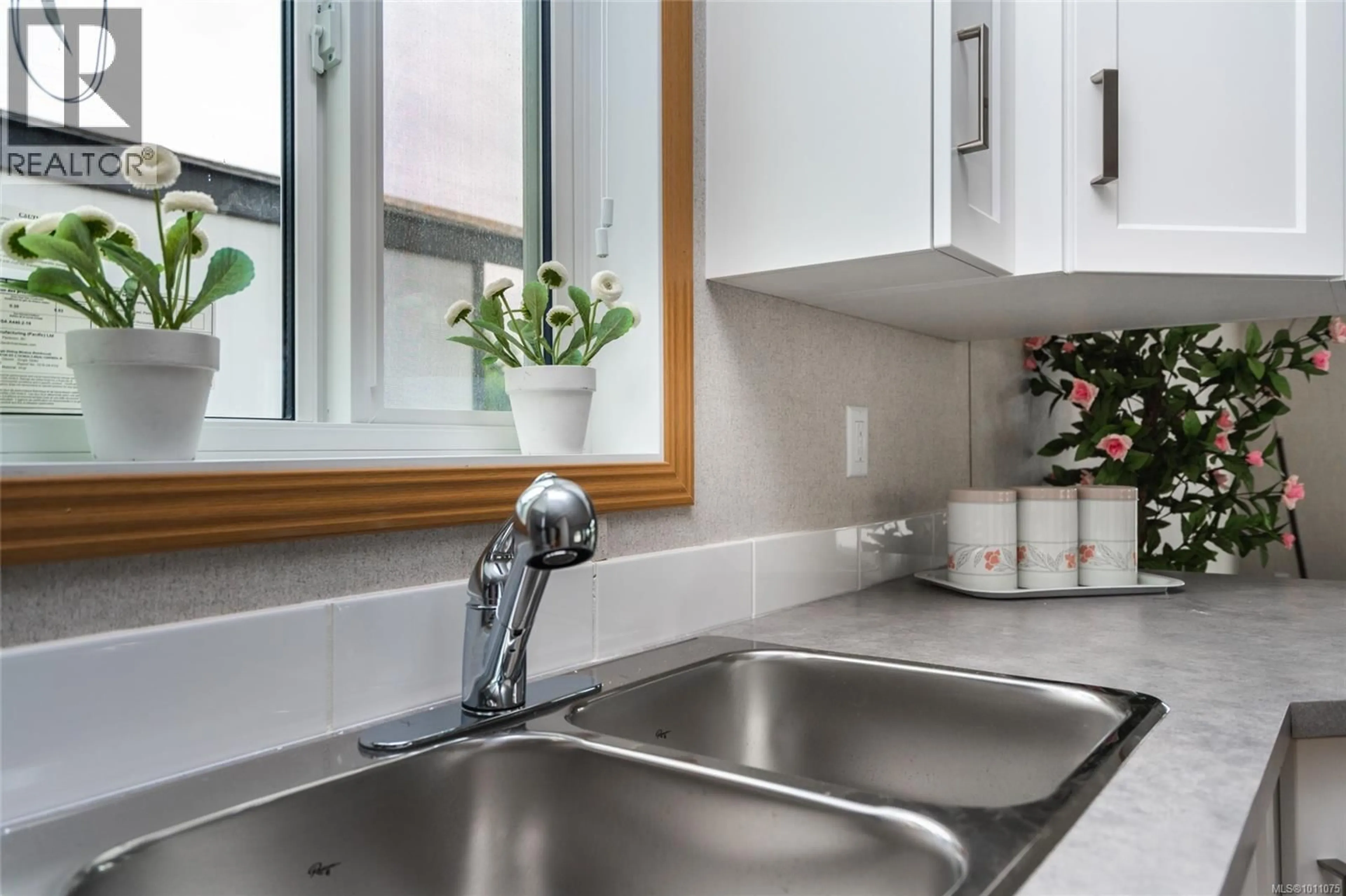 Standard kitchen, unknown for 31 - 731 MARINE DRIVE, Ucluelet British Columbia V0R3A0