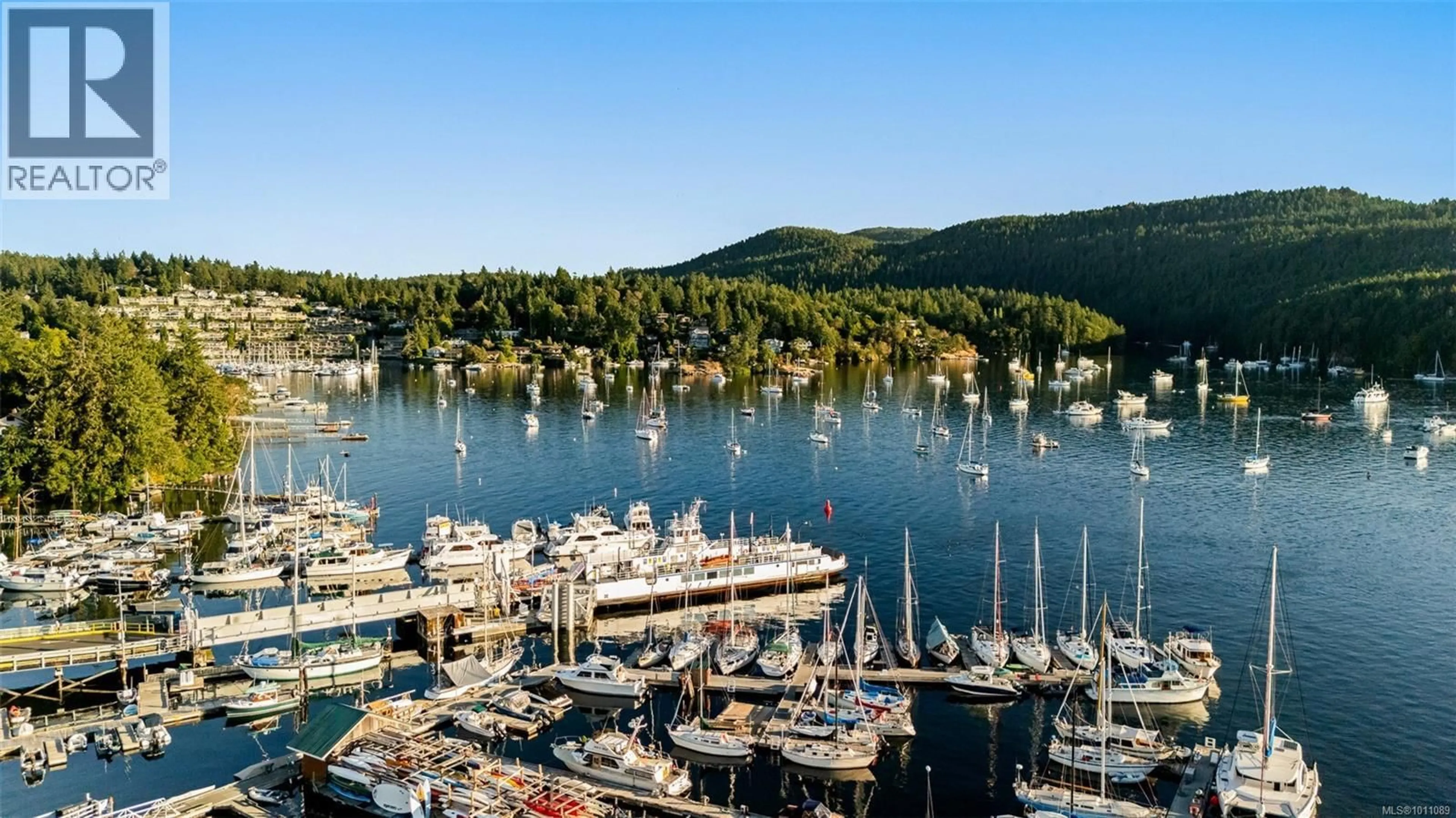 A pic from outside/outdoor area/front of a property/back of a property/a pic from drone, water/lake/river/ocean view for 761 HARDING LANE, Central Saanich British Columbia V8M2G2