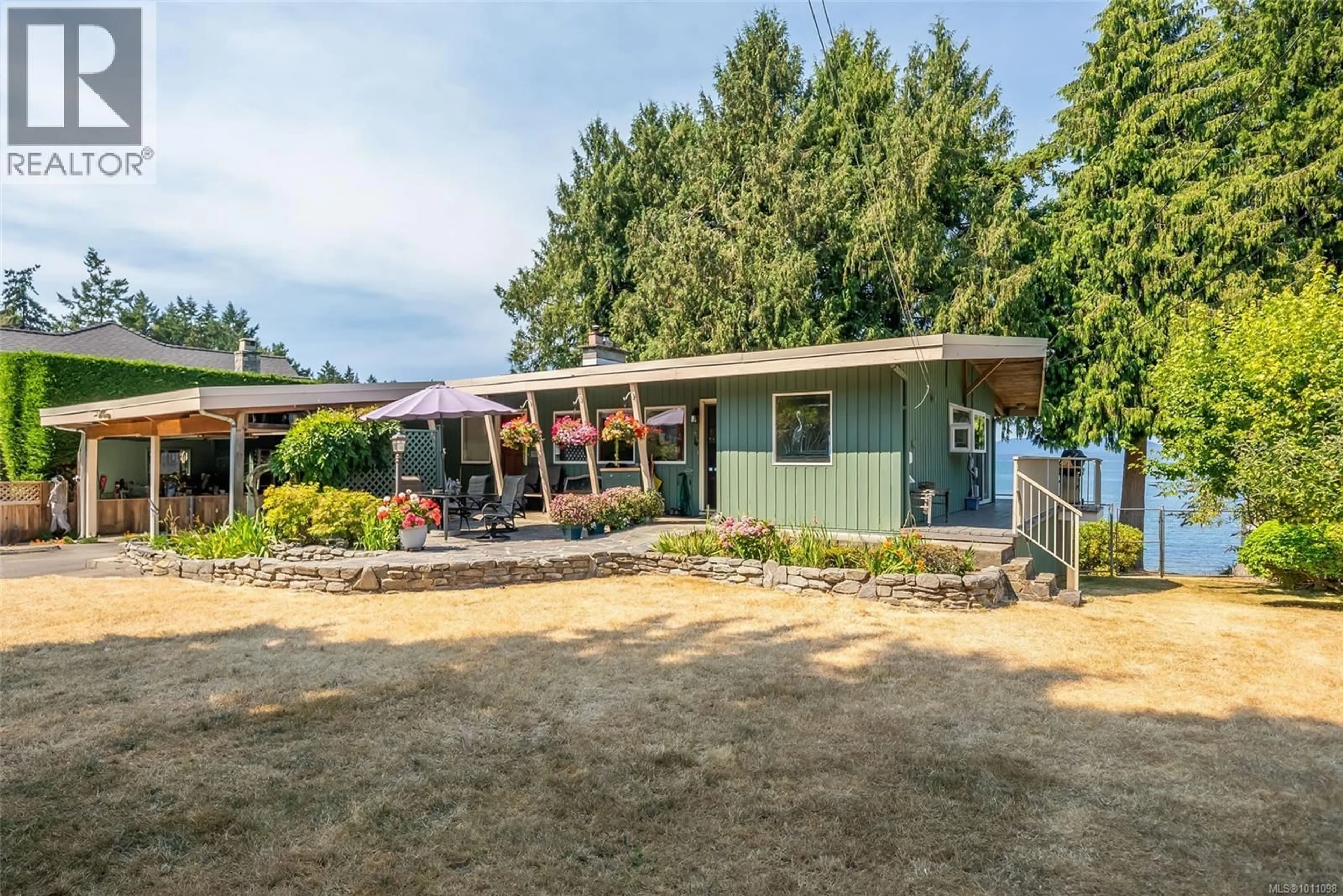 A pic from outside/outdoor area/front of a property/back of a property/a pic from drone, unknown for 1558 HAIDA WAY, Nanoose Bay British Columbia V9P9B5