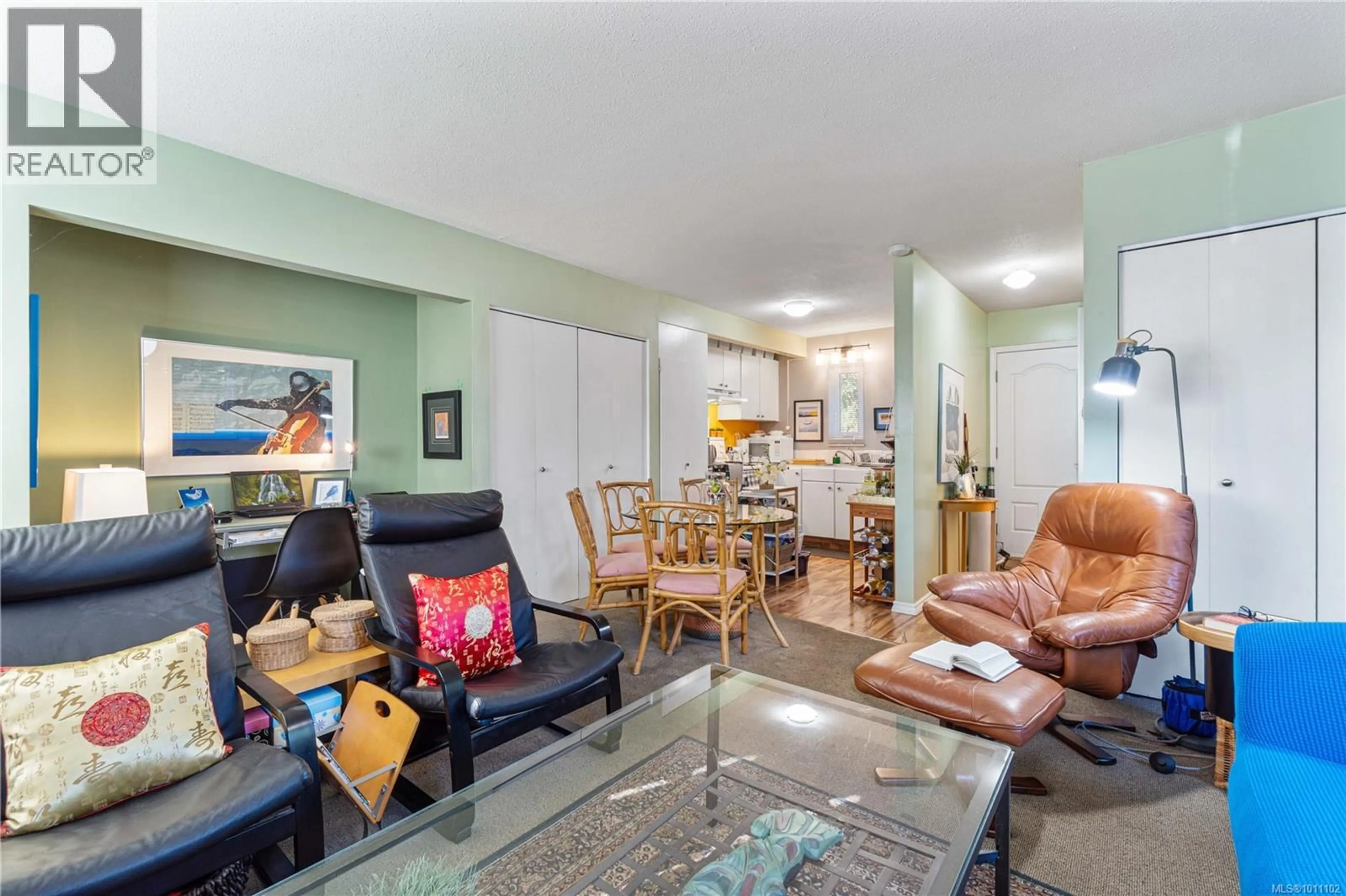 Living room with furniture, unknown for 181 ROSEHILL STREET, Nanaimo British Columbia V9S1C9