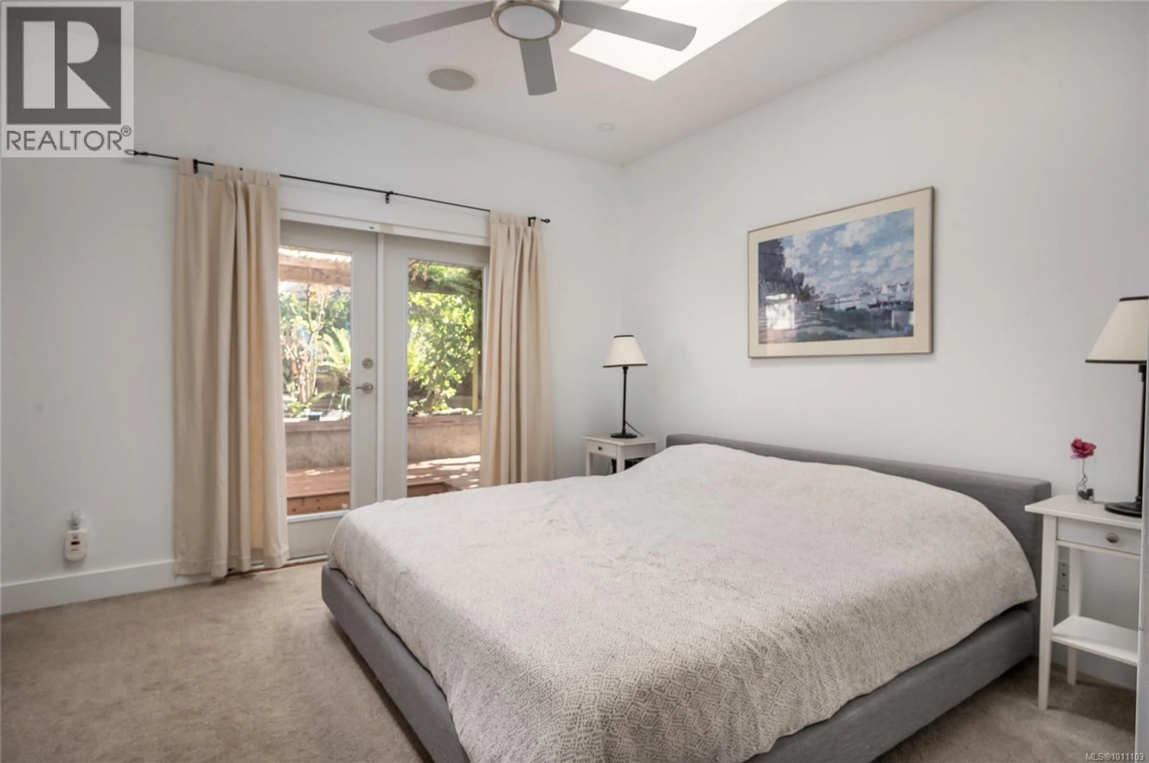 Bedroom with bed, unknown for 1554 MARINA WAY, Nanoose Bay British Columbia V9P9B5