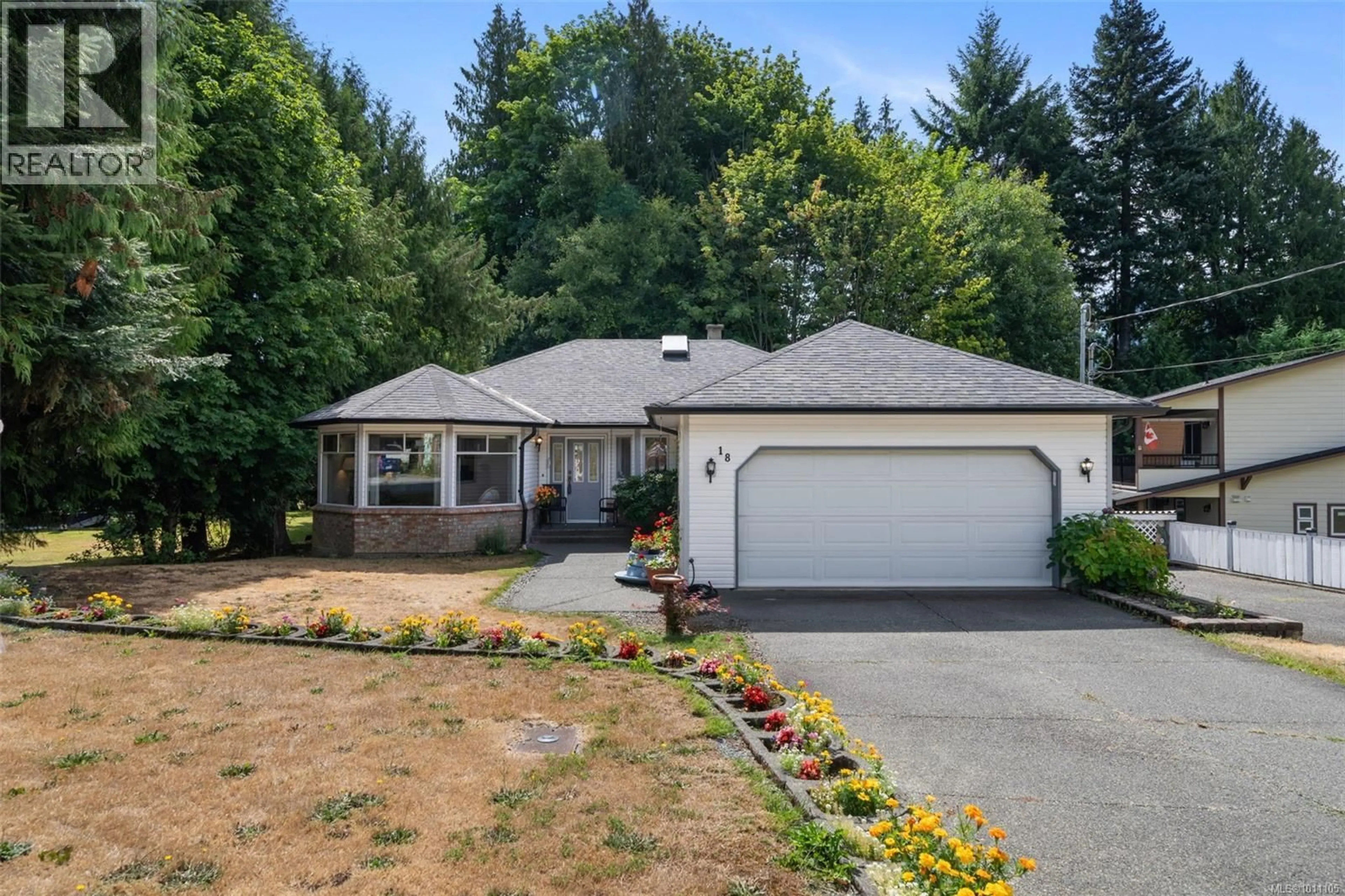 A pic from outside/outdoor area/front of a property/back of a property/a pic from drone, street for 18 NORTH SHORE ROAD, Lake Cowichan British Columbia V0R2G0