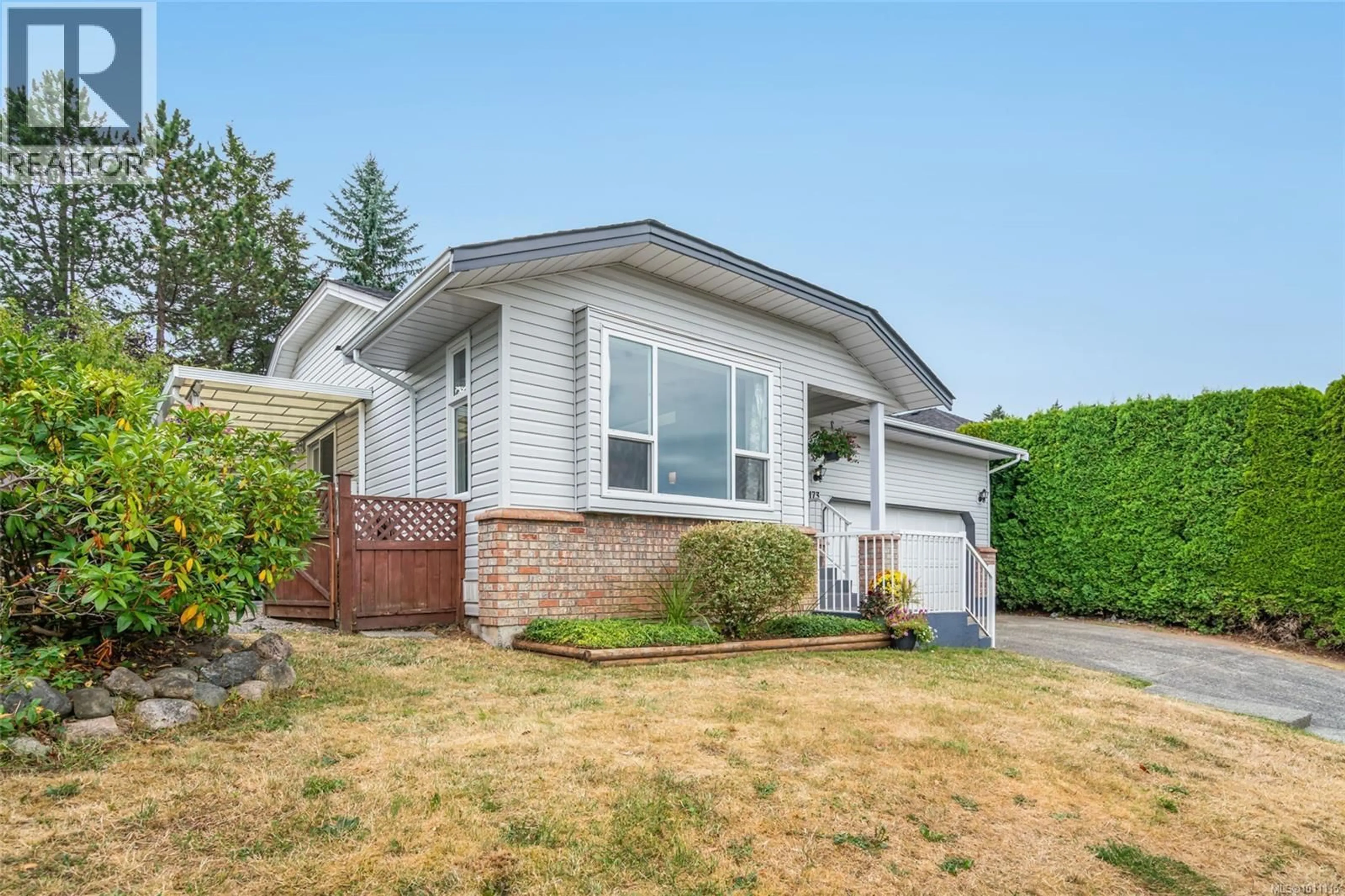 Home with vinyl exterior material, street for 2173 WOODTHRUSH PLACE, Nanaimo British Columbia V9R6V2