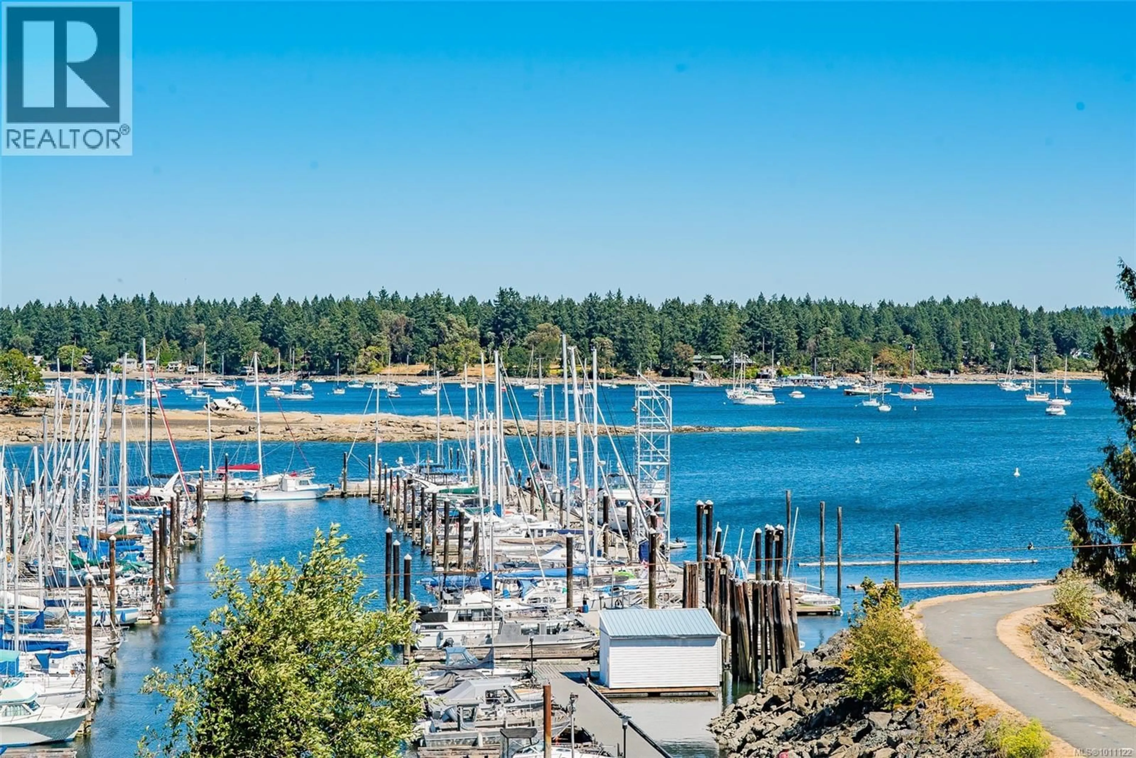Patio, water/lake/river/ocean view for 204 - 375 NEWCASTLE AVENUE, Nanaimo British Columbia V9S4H9