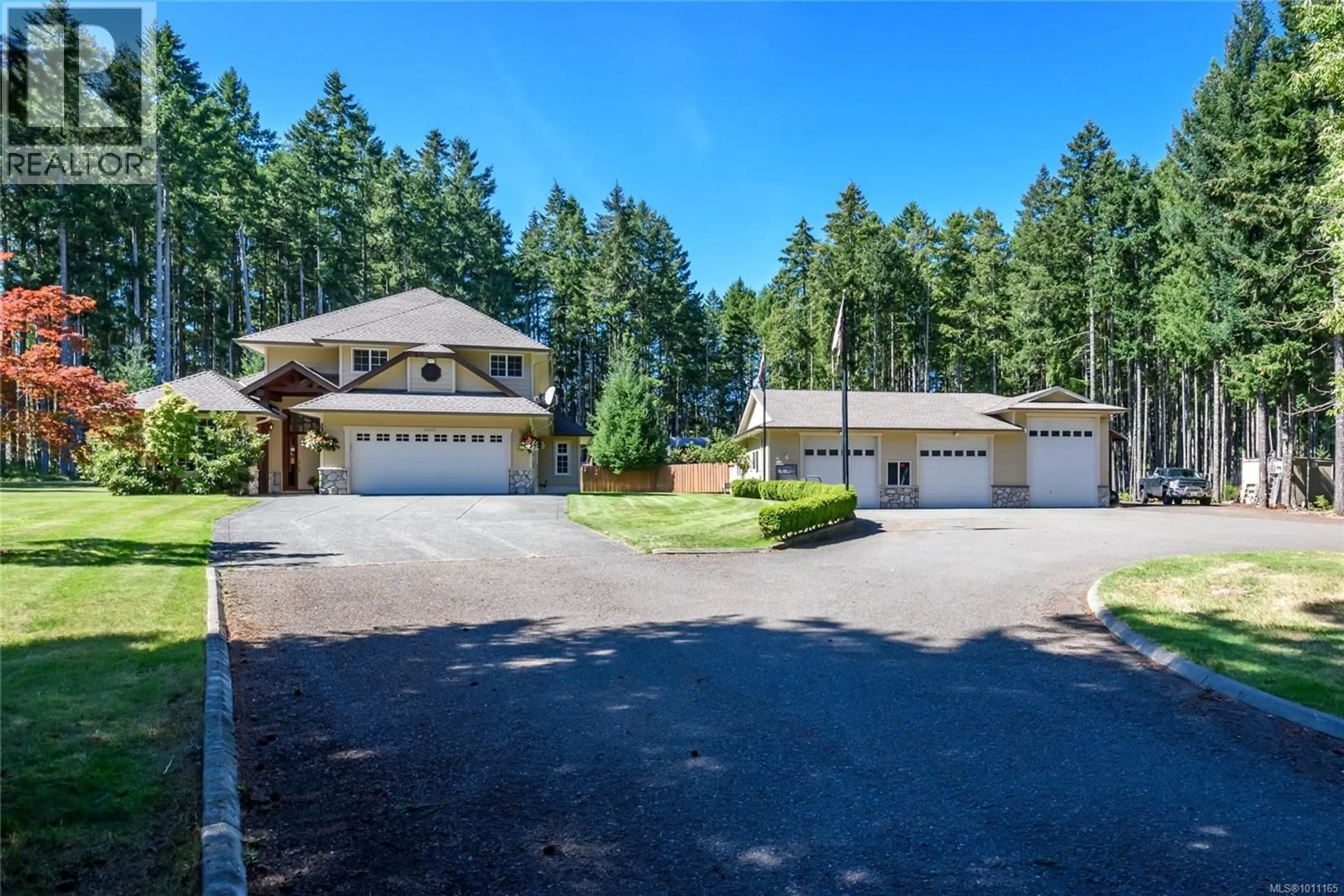 A pic from outside/outdoor area/front of a property/back of a property/a pic from drone, unknown for 2042 STEVEDOR ROAD, Courtenay British Columbia V9J1Y4