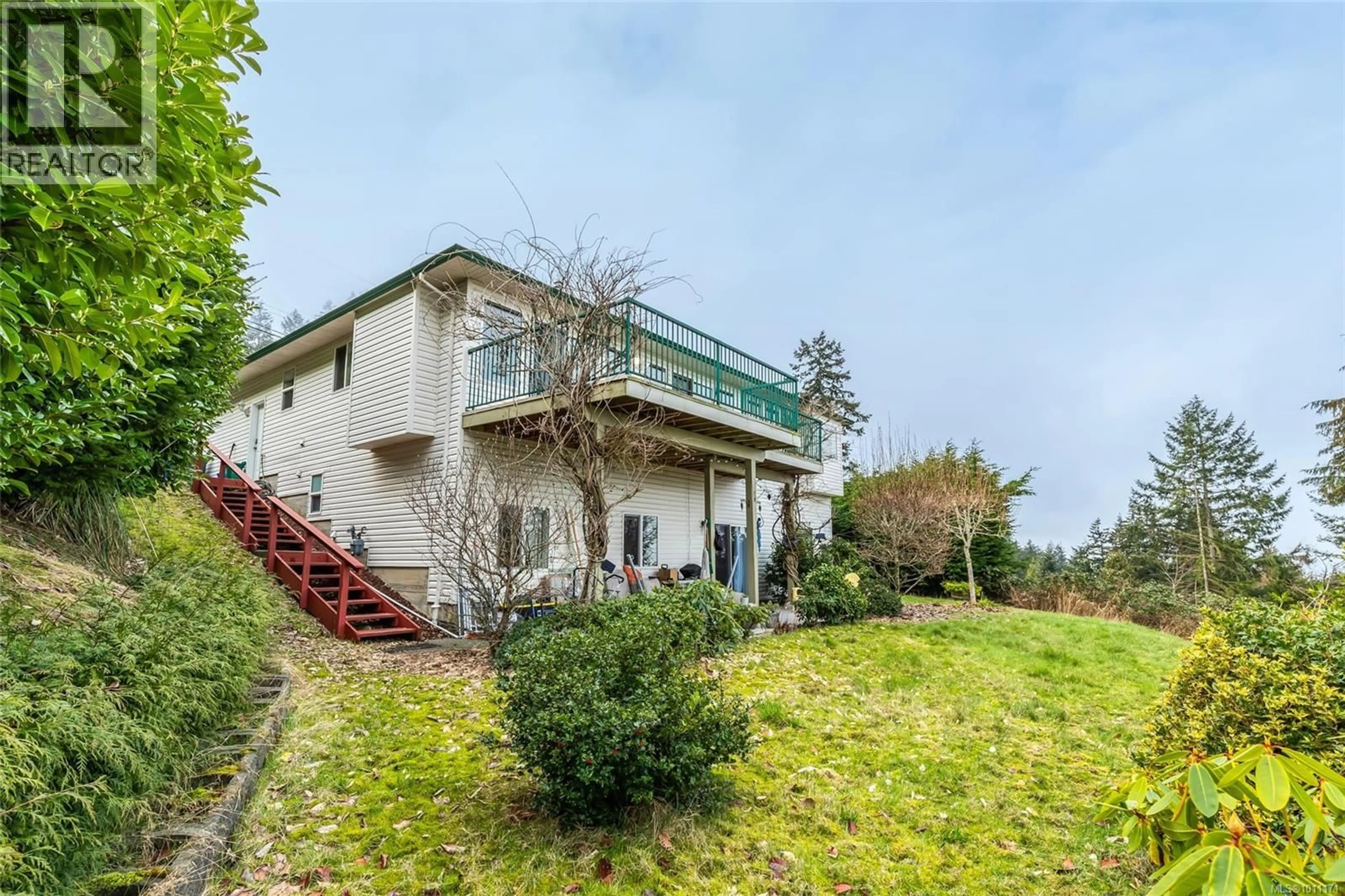 A pic from outside/outdoor area/front of a property/back of a property/a pic from drone, unknown for 4718 LAGUNA WAY, Nanaimo British Columbia V9T5C3