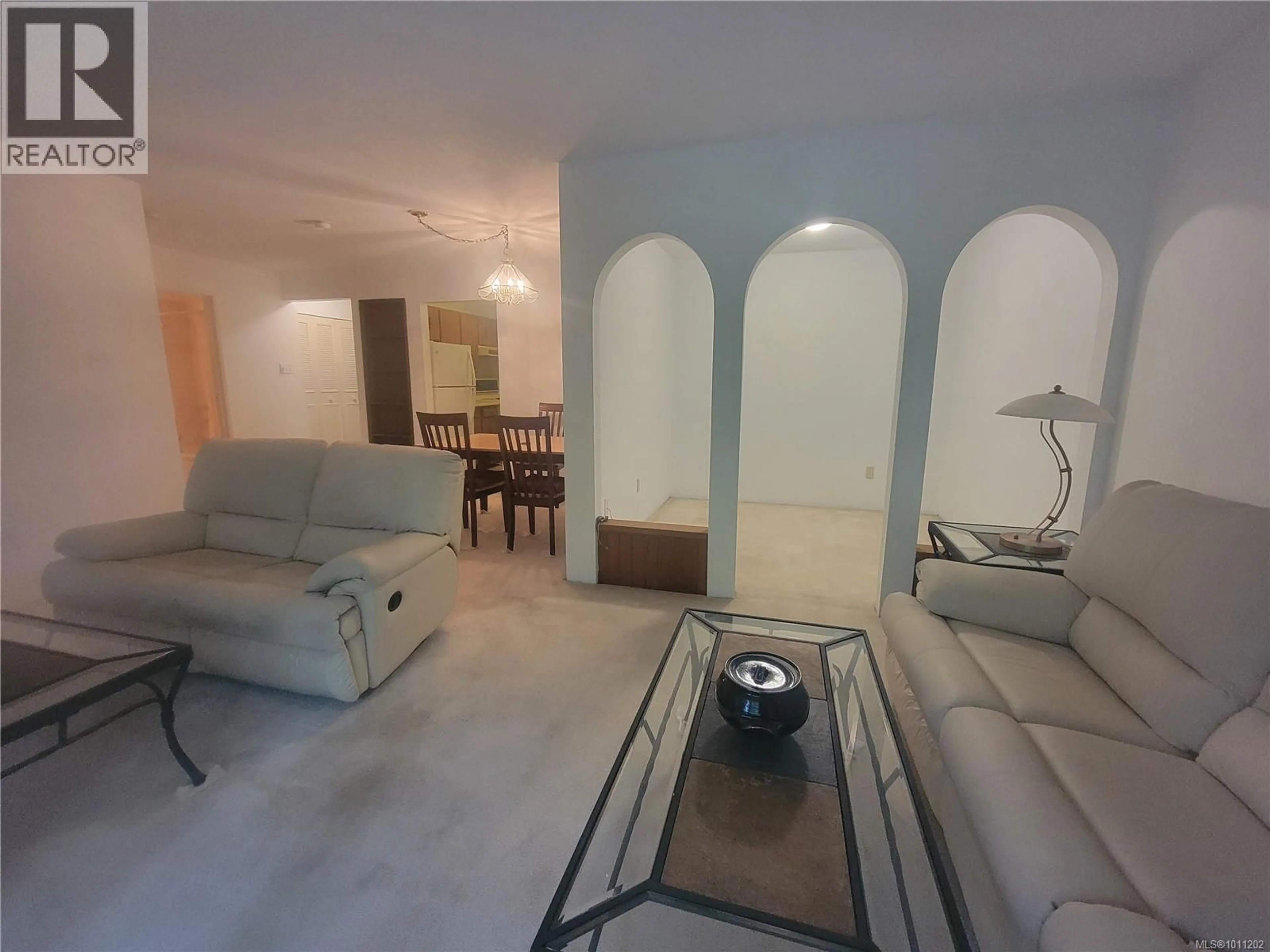 Living room with furniture, unknown for 311 - 1009 MCKENZIE AVENUE, Saanich British Columbia V8X4B1