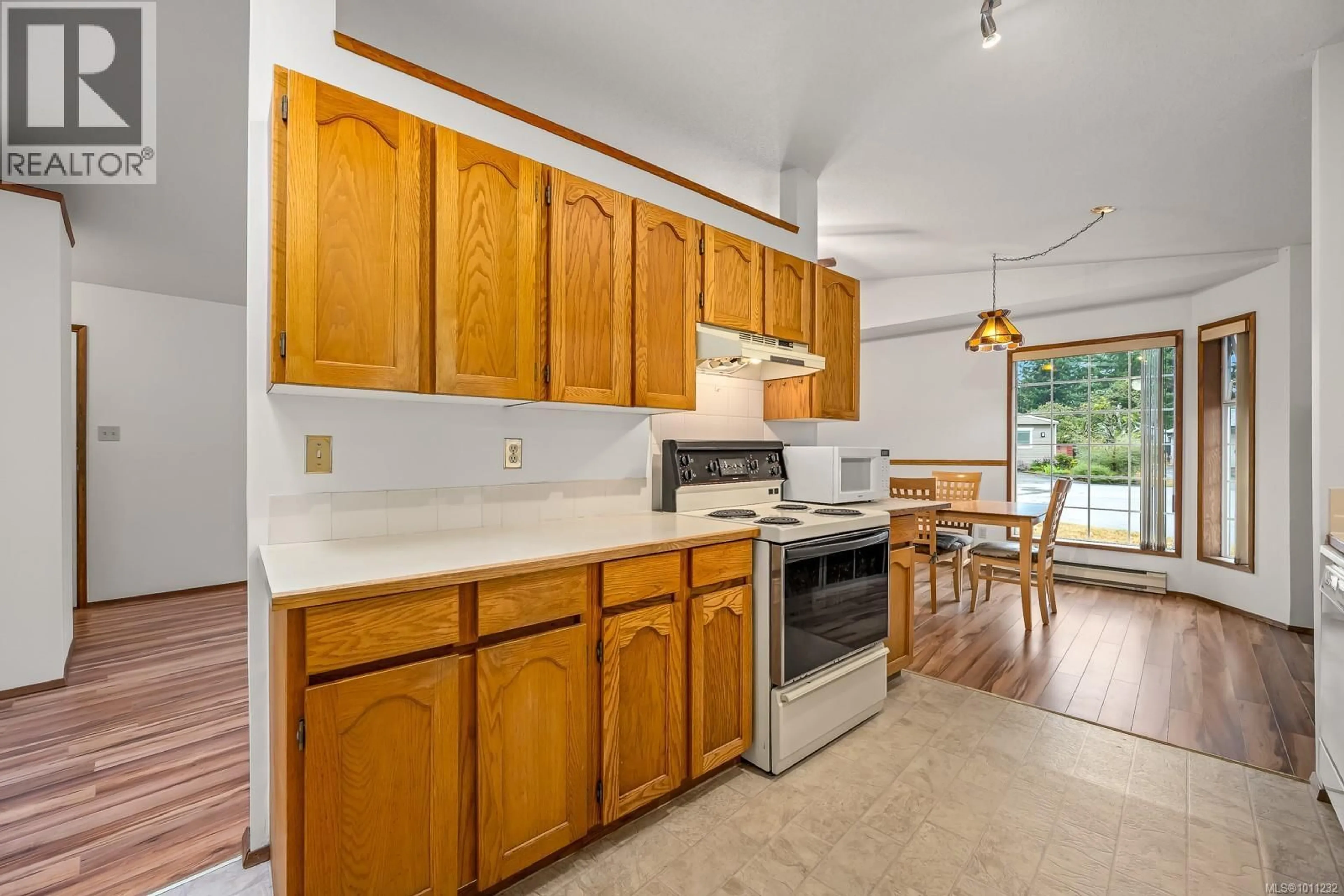 Standard kitchen, unknown for 2105 PEMBERTON PLACE, Comox British Columbia V9M3P8