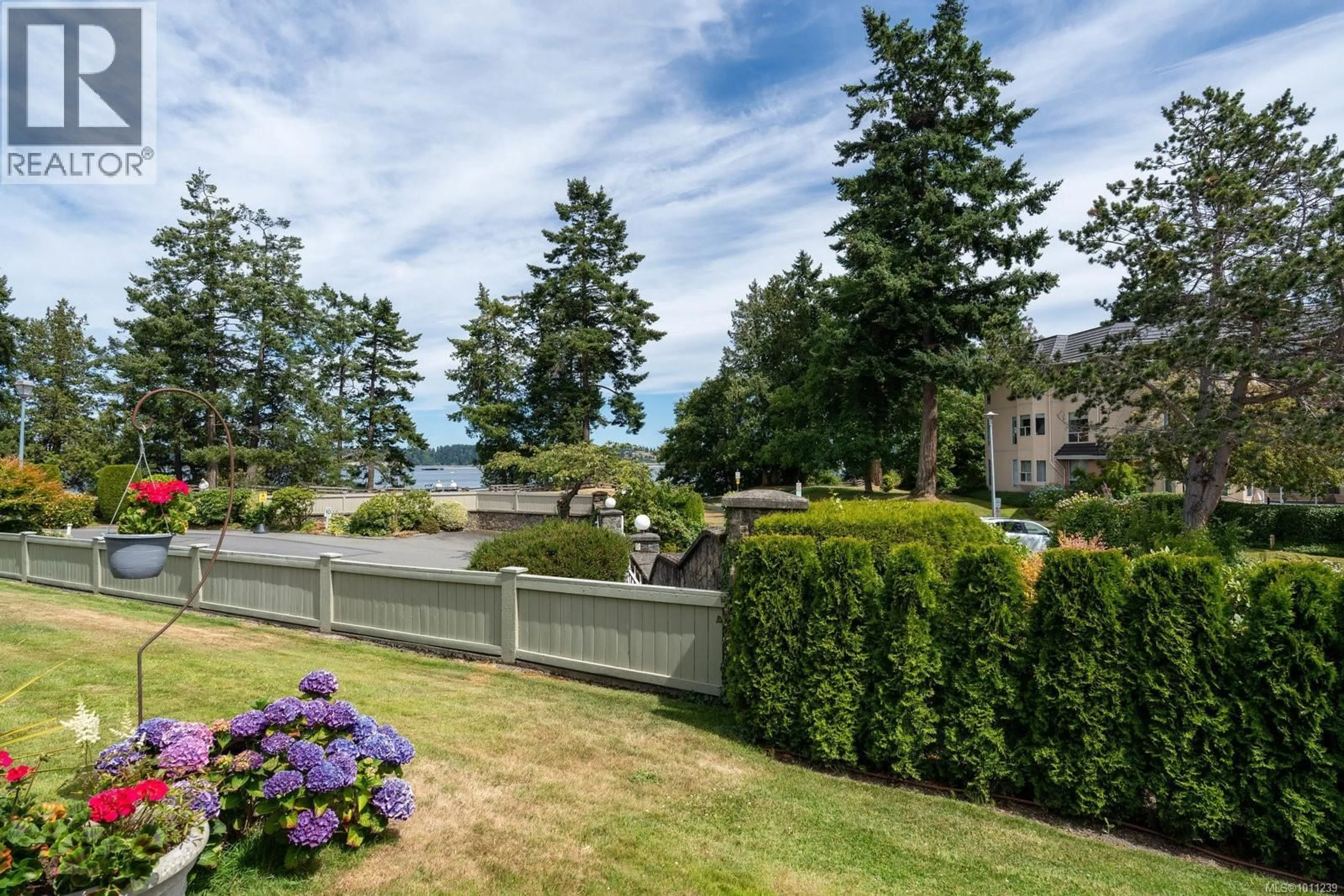 Patio, water/lake/river/ocean view for 74 - 2600 FERGUSON ROAD, Central Saanich British Columbia V8M2C1
