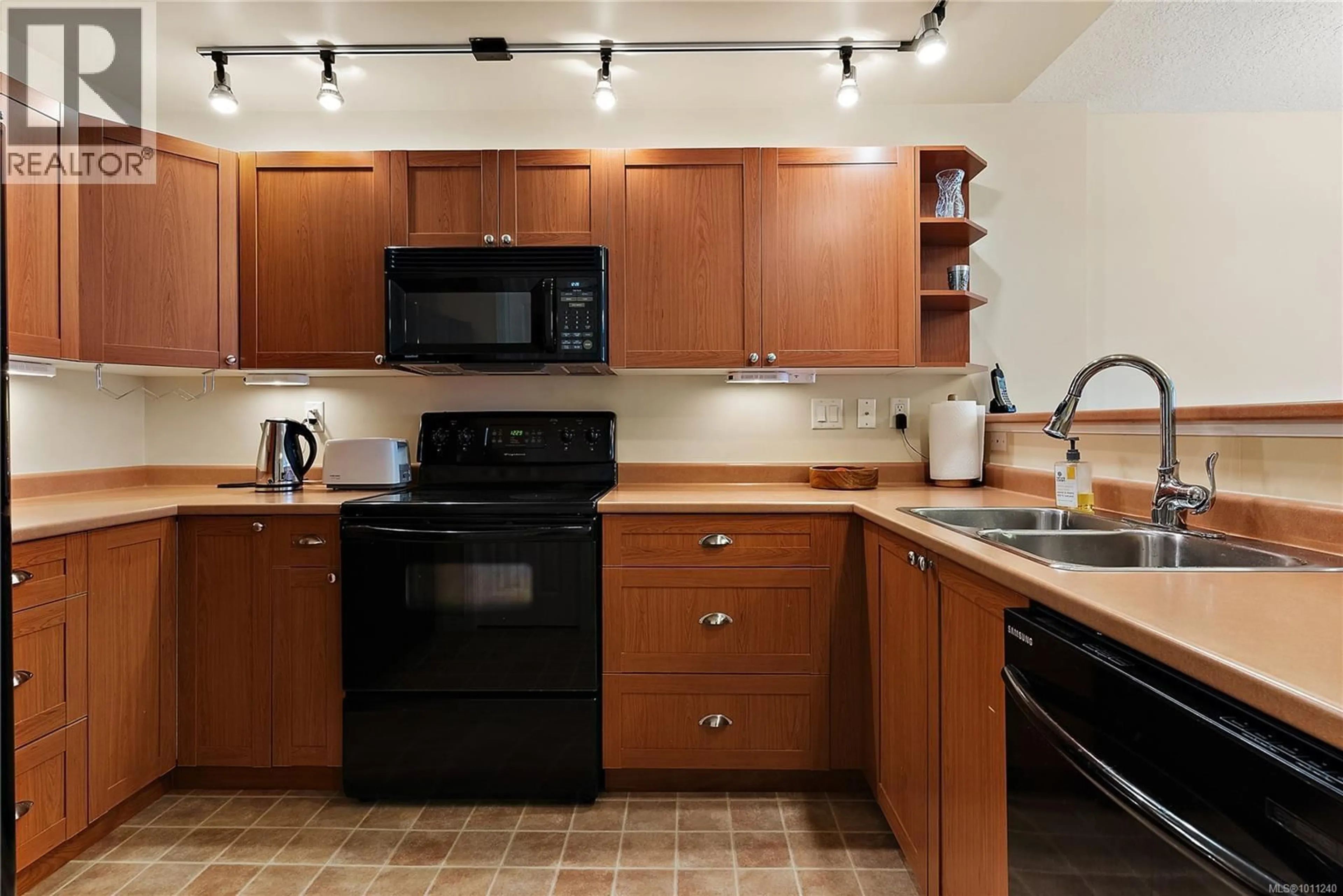 Standard kitchen, ceramic/tile floor for 302 - 9840 FIFTH STREET, Sidney British Columbia V9L2X3
