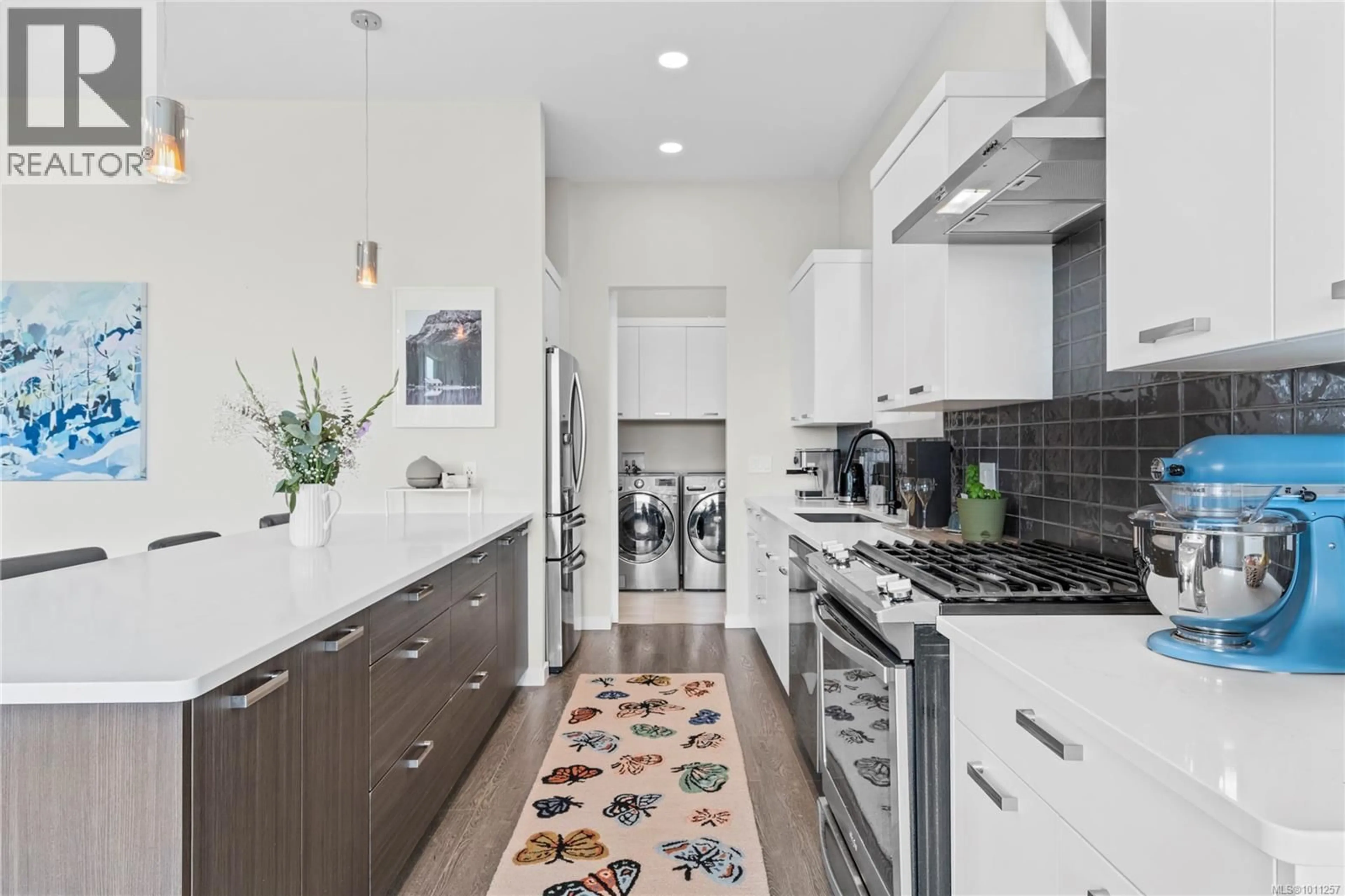 Contemporary kitchen, ceramic/tile floor for 5147 DUNN PLACE, Nanaimo British Columbia V9T6S9