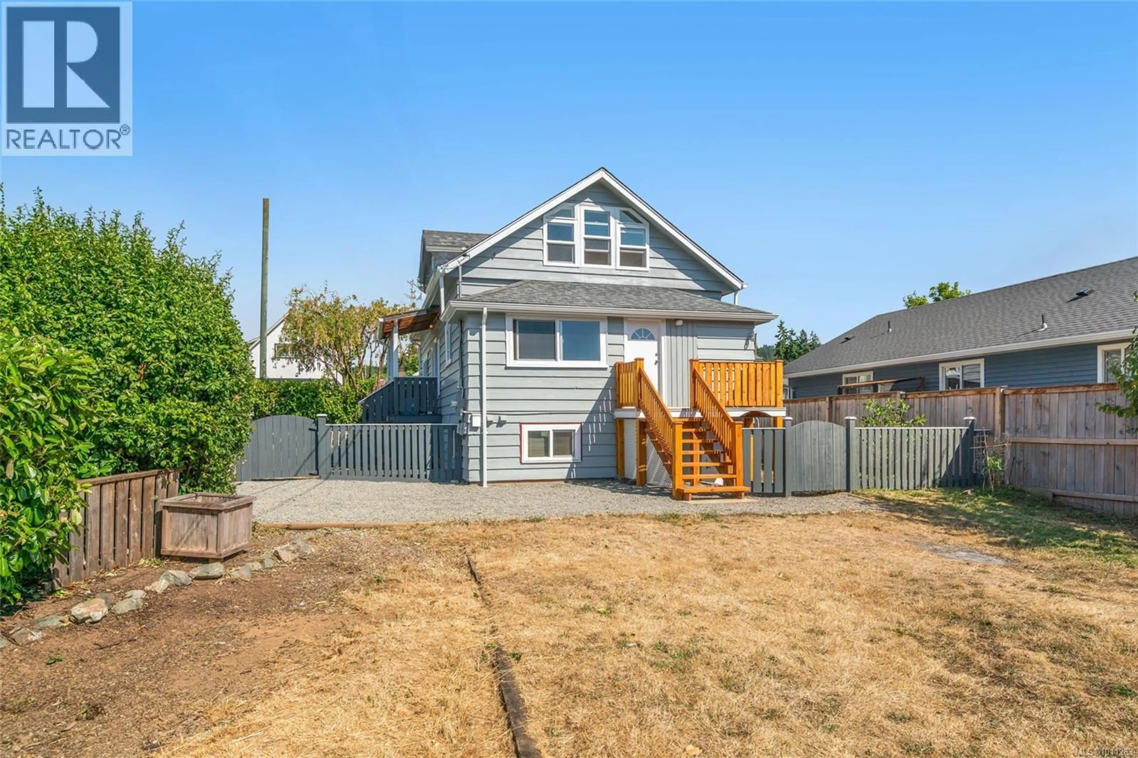 Home with vinyl exterior material, street for 4914 STIRLING STREET, Port Alberni British Columbia V9Y1J9