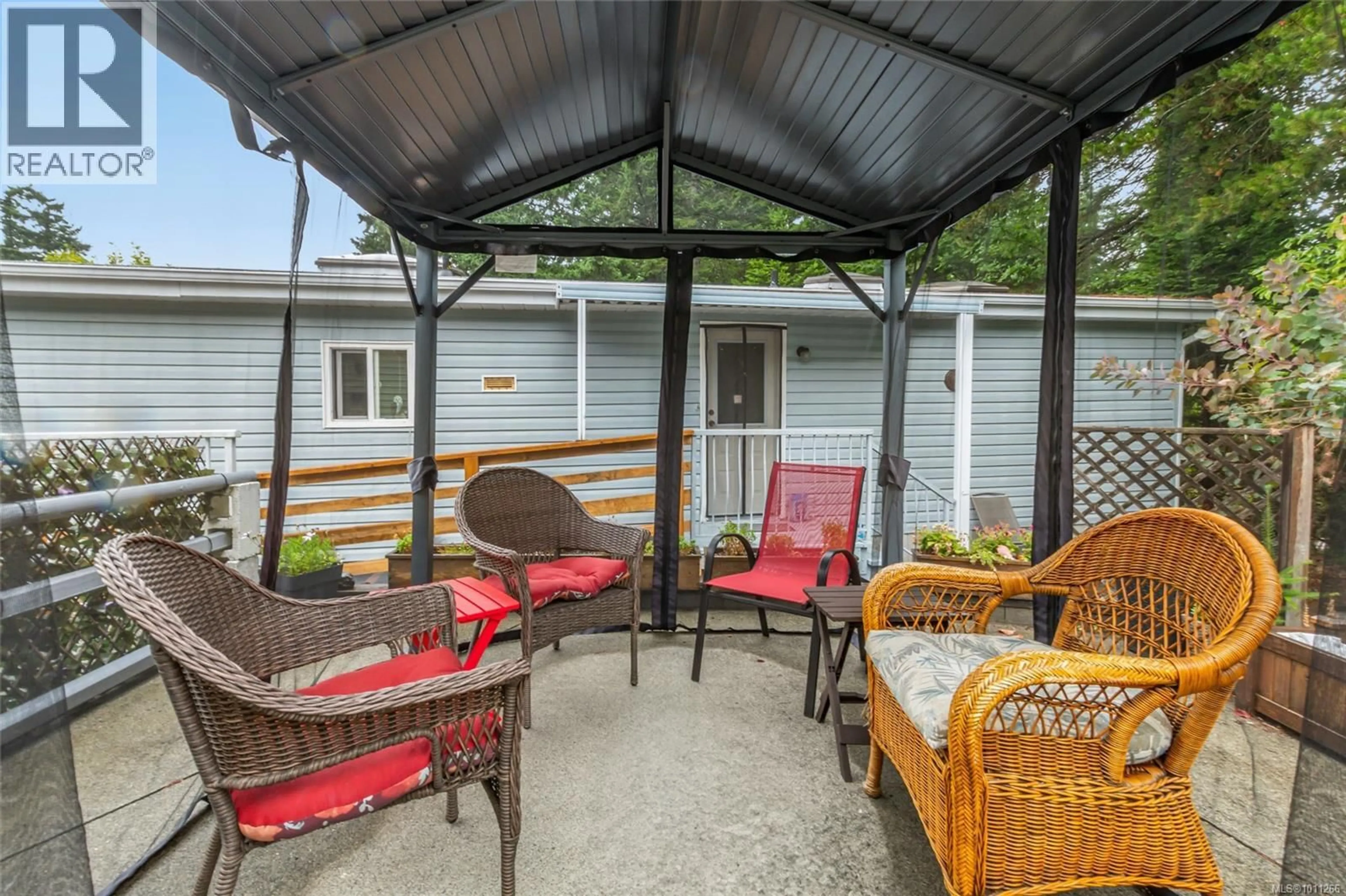 Patio, unknown for 5 - 2501 LABIEUX ROAD, Nanaimo British Columbia V9T5A6