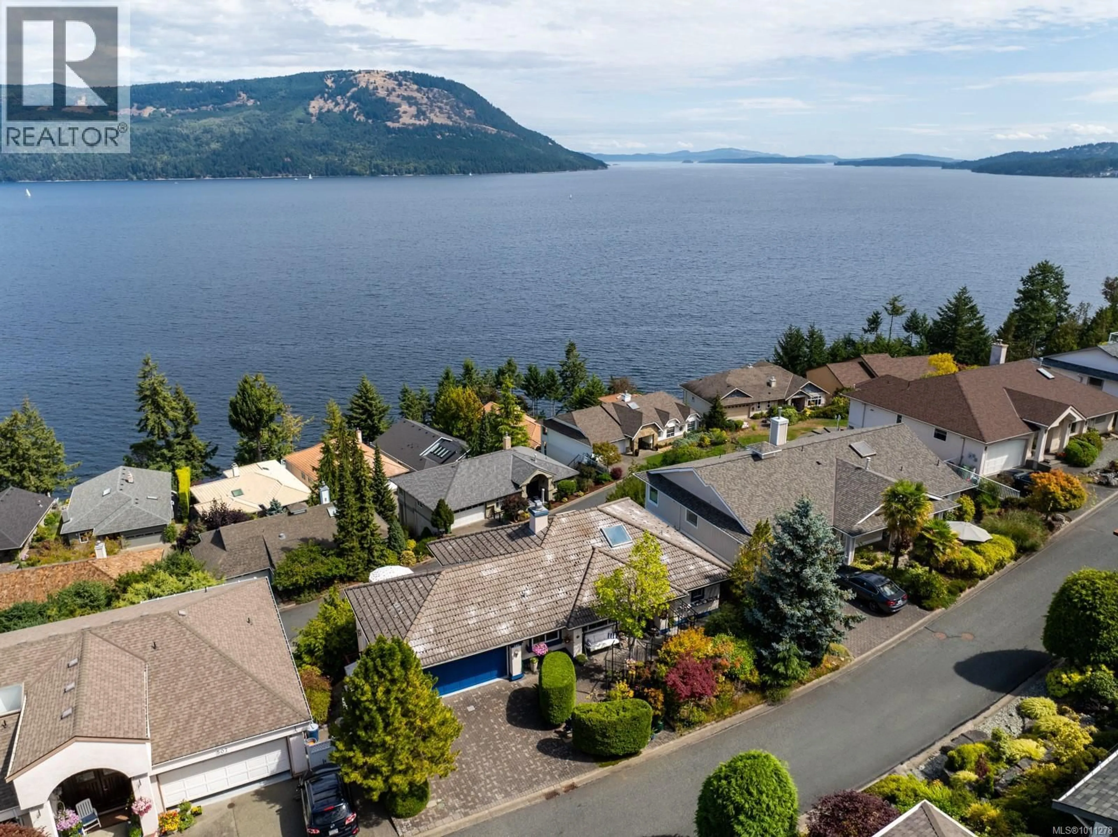 A pic from outside/outdoor area/front of a property/back of a property/a pic from drone, water/lake/river/ocean view for 505 MARINE VIEW, Cobble Hill British Columbia V0R1L1