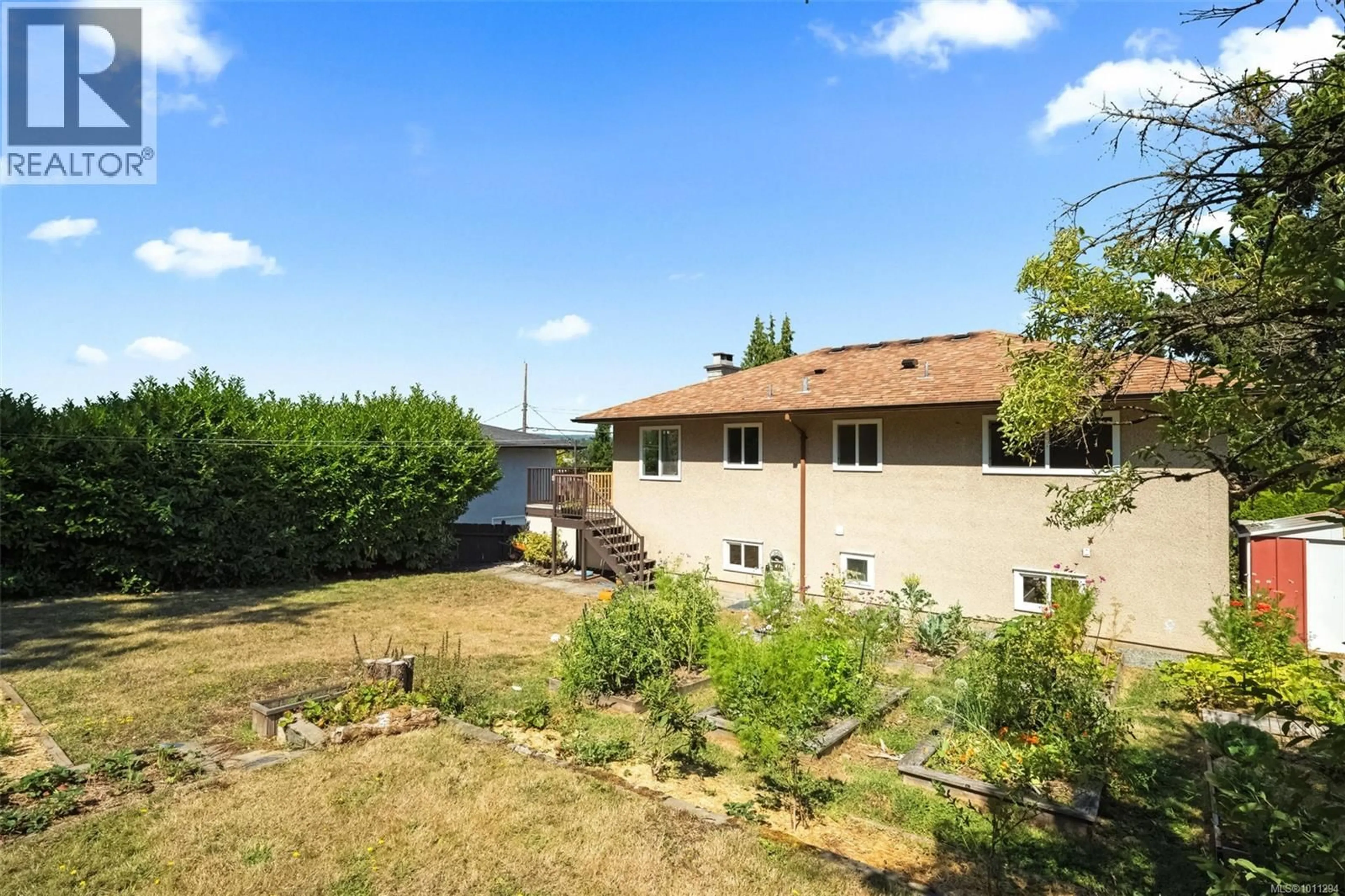 Floor plan for 765 LILY AVENUE, Saanich British Columbia V8X3R7
