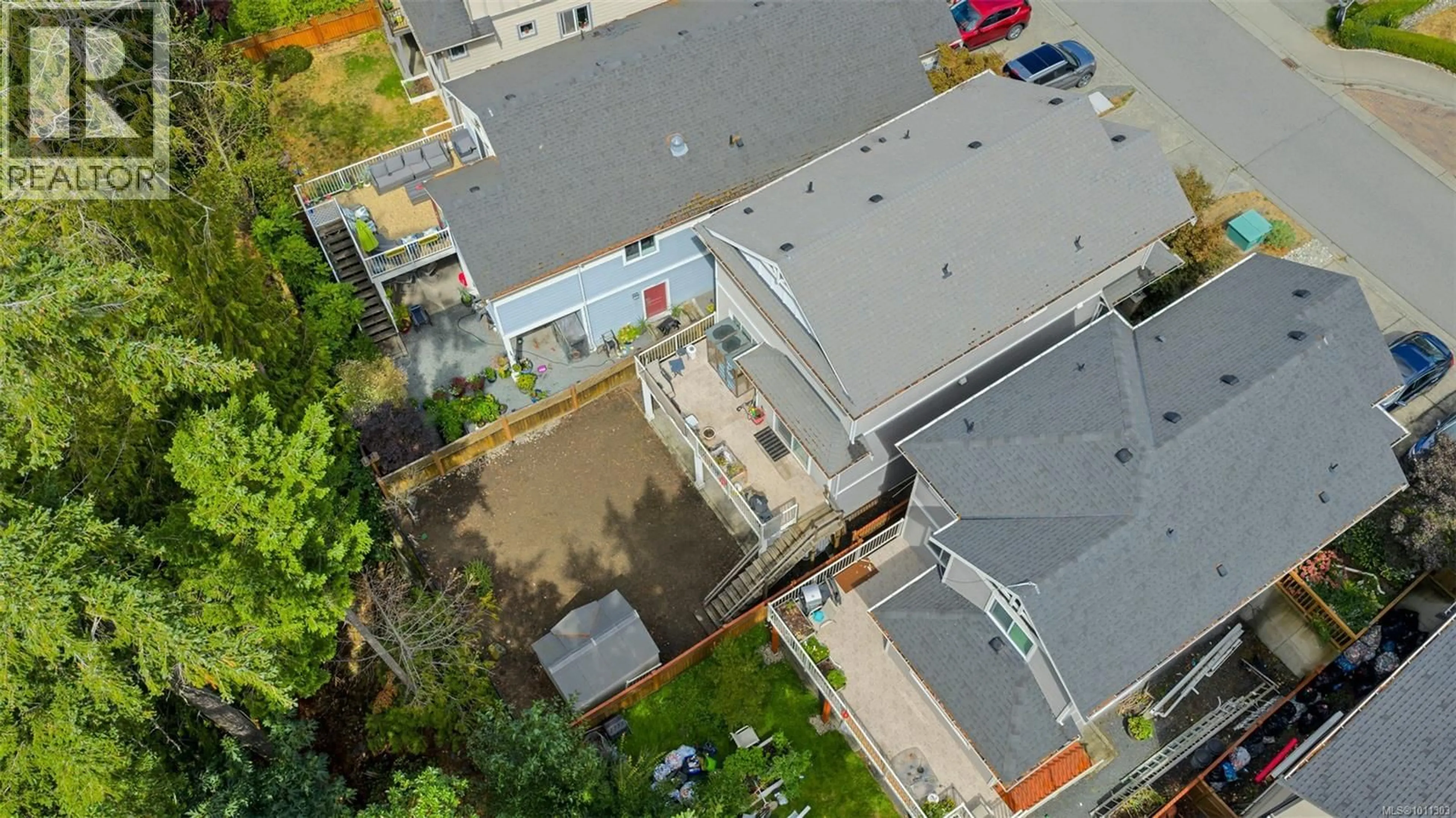 A pic from outside/outdoor area/front of a property/back of a property/a pic from drone, city buildings view from balcony for 3016 DORNIER ROAD, Langford British Columbia V9B0N1